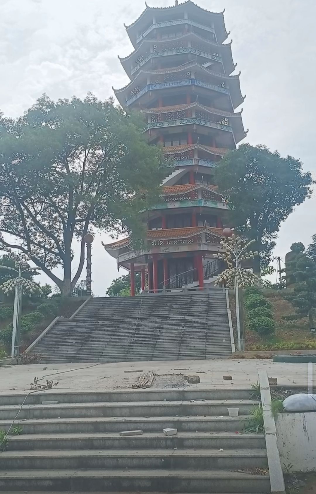 孔明塔旅行图片 3