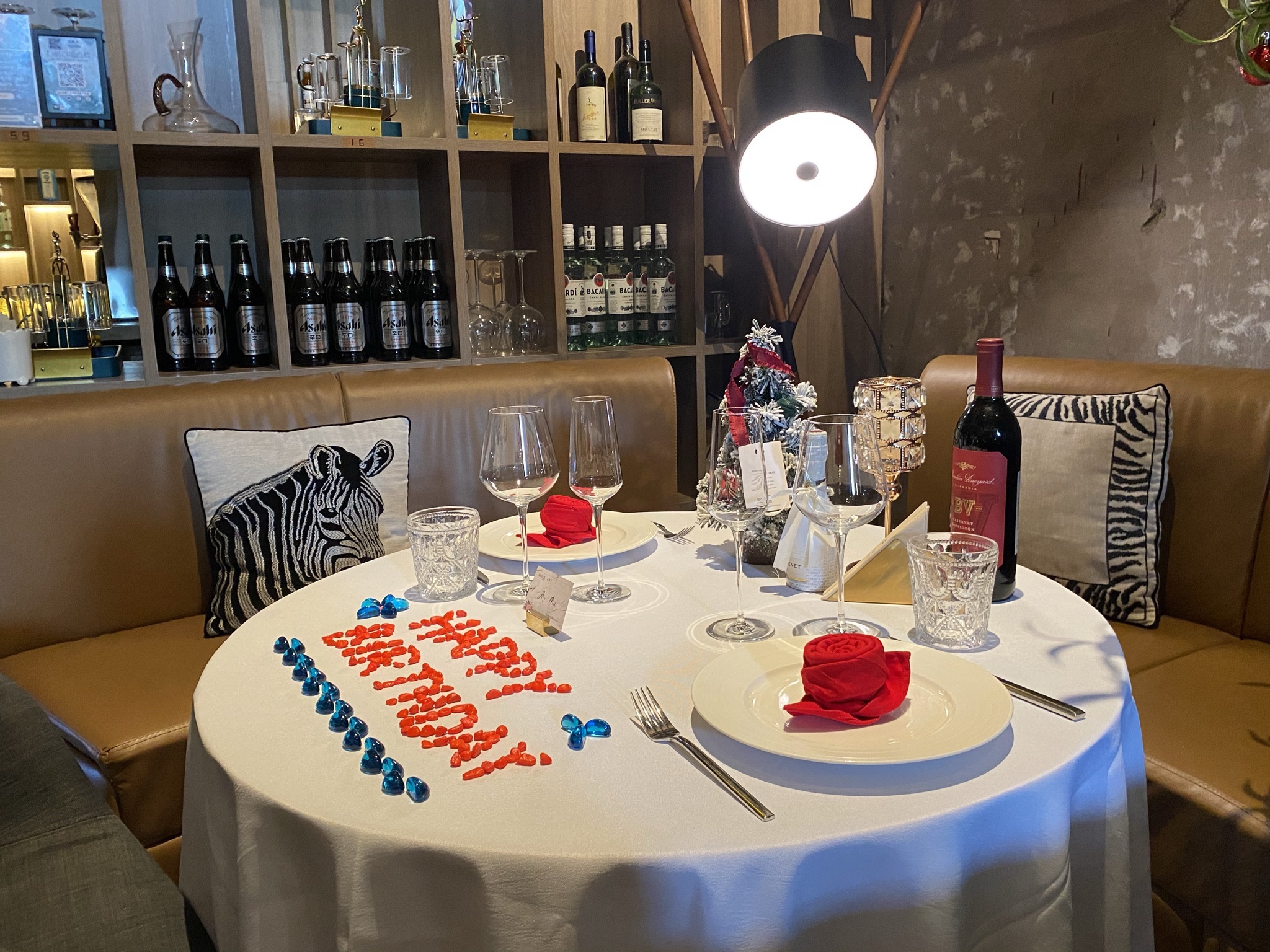 灰格子西餐酒吧HYGGE(青未酒店店)