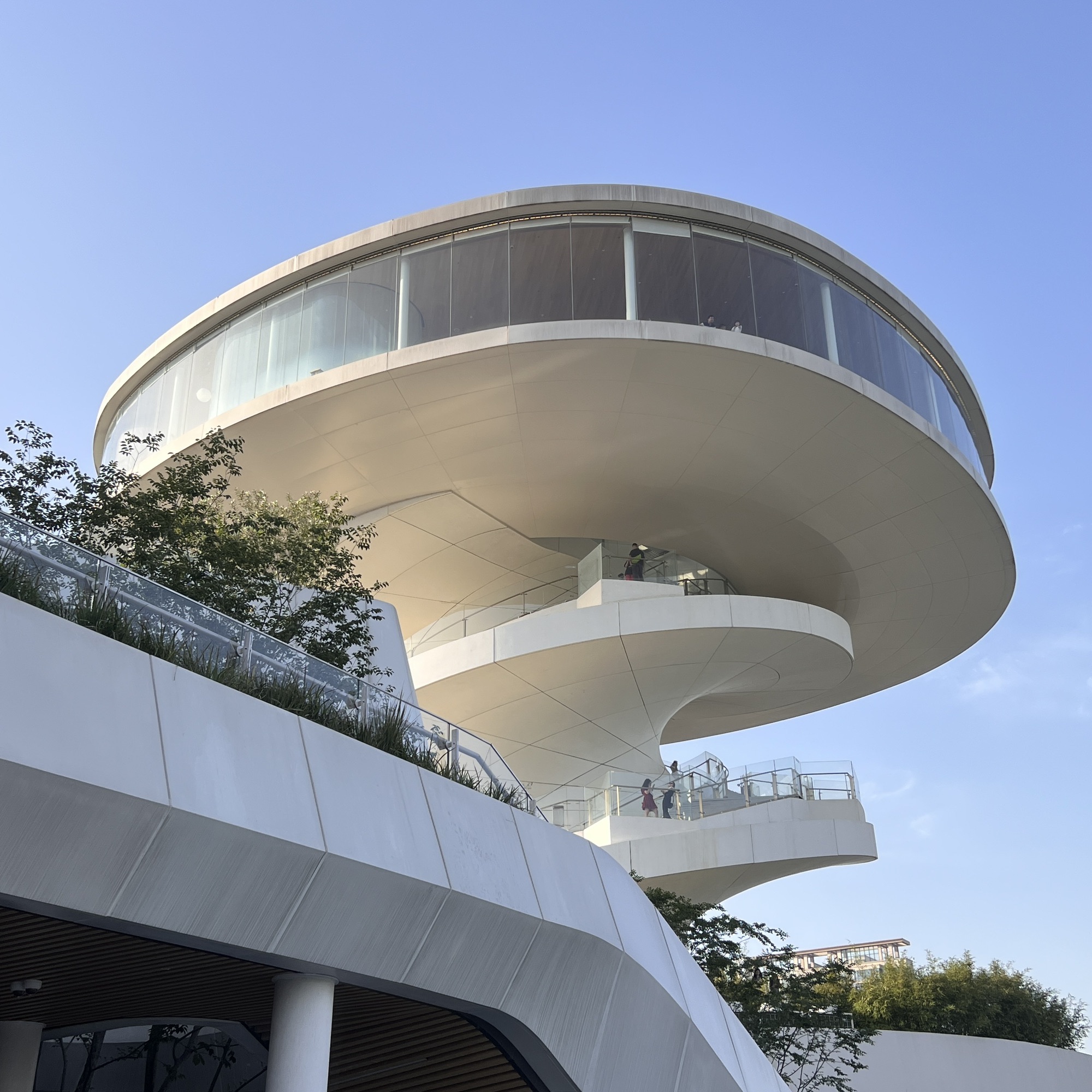 华侨城万科世纪水岸·鸟屿浮云塔旅行图片 2