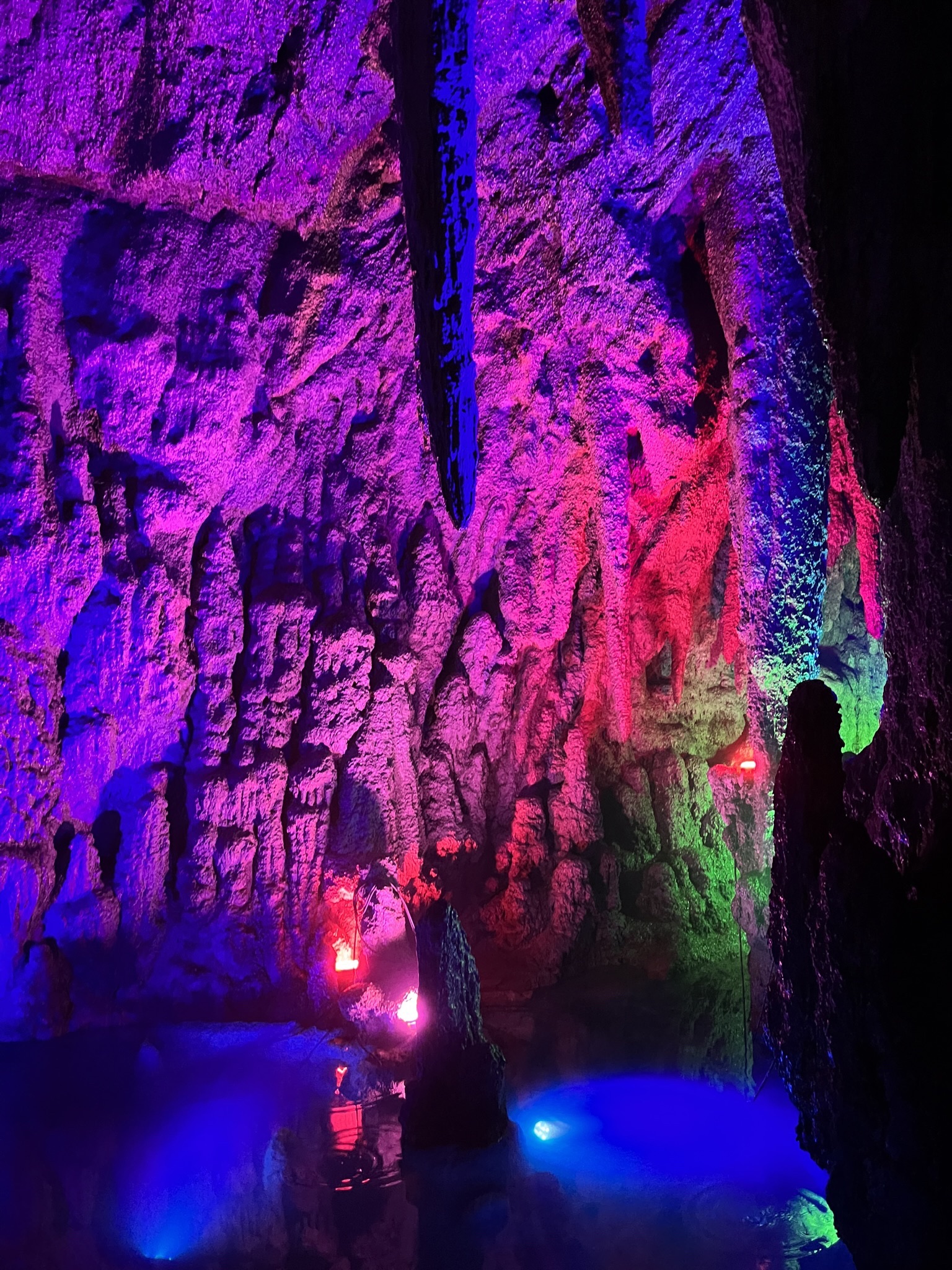石洞酒海洞藏酒基地旅行图片 1