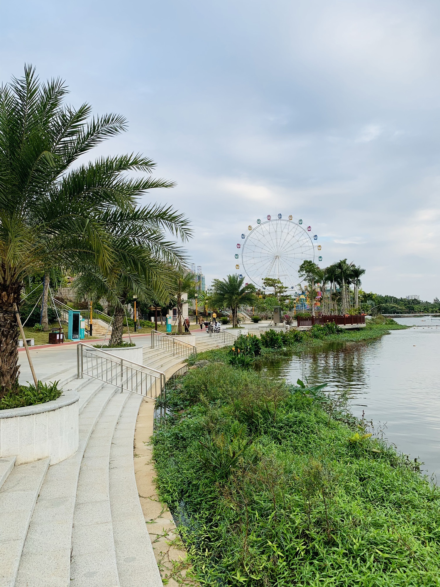 霞洞湖休闲公园