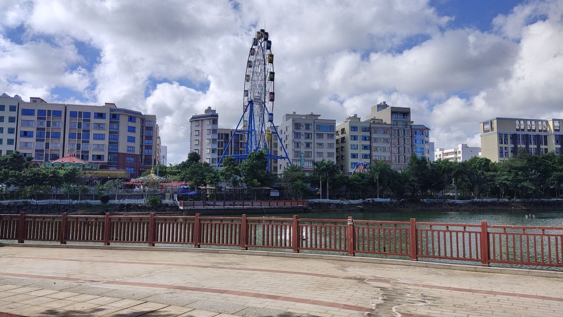 霞洞湖休闲公园