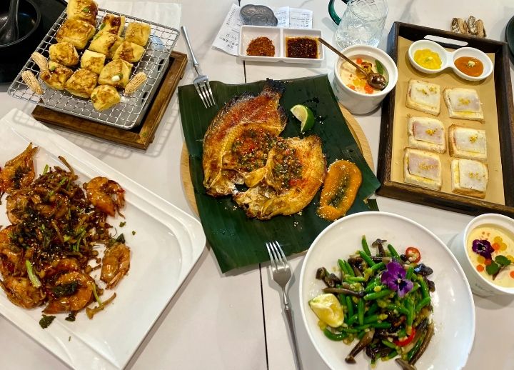 香草香草·云南餐厅(财信时代广场店)