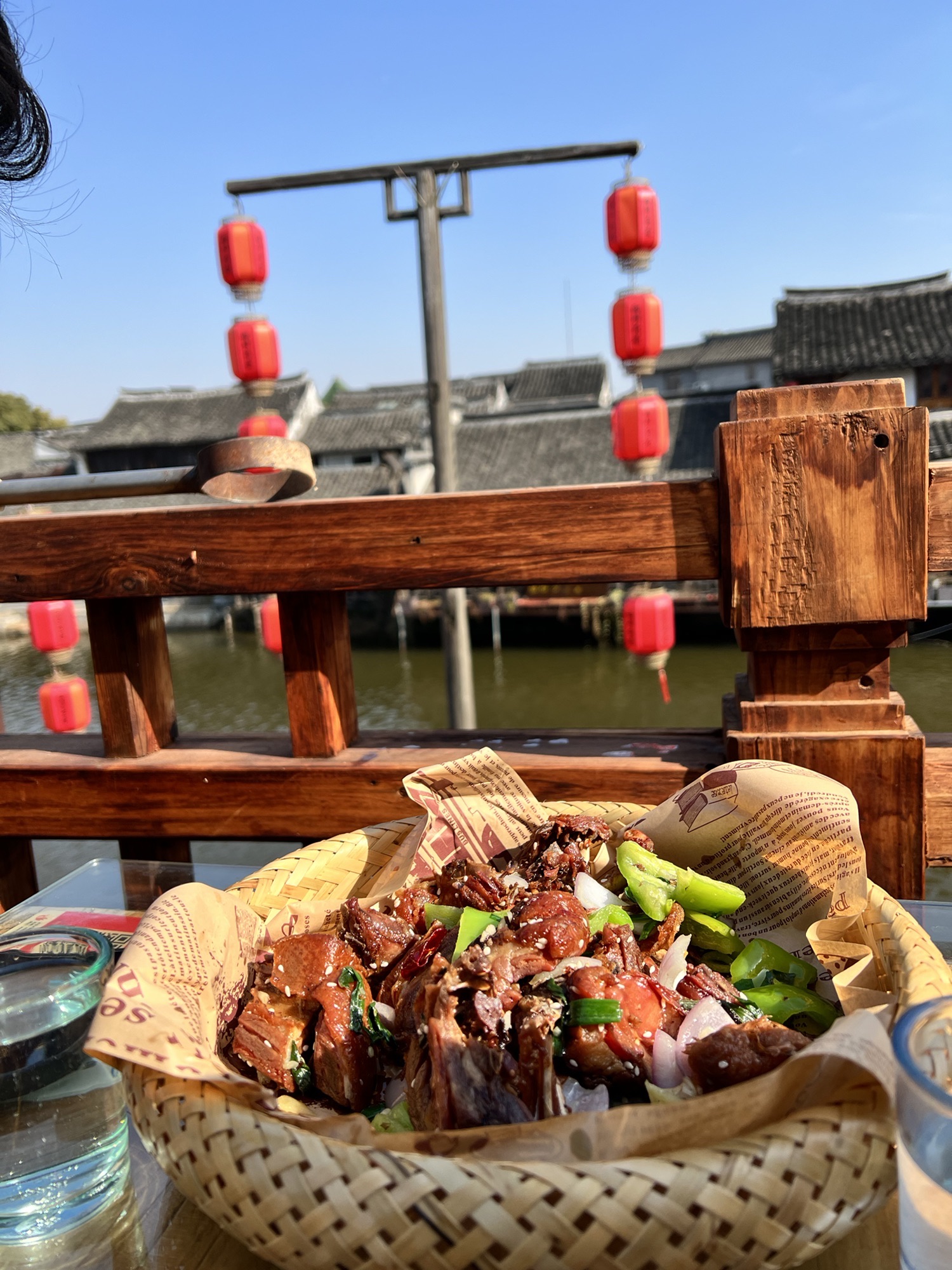 钱雨曼·怀旧景观餐厅