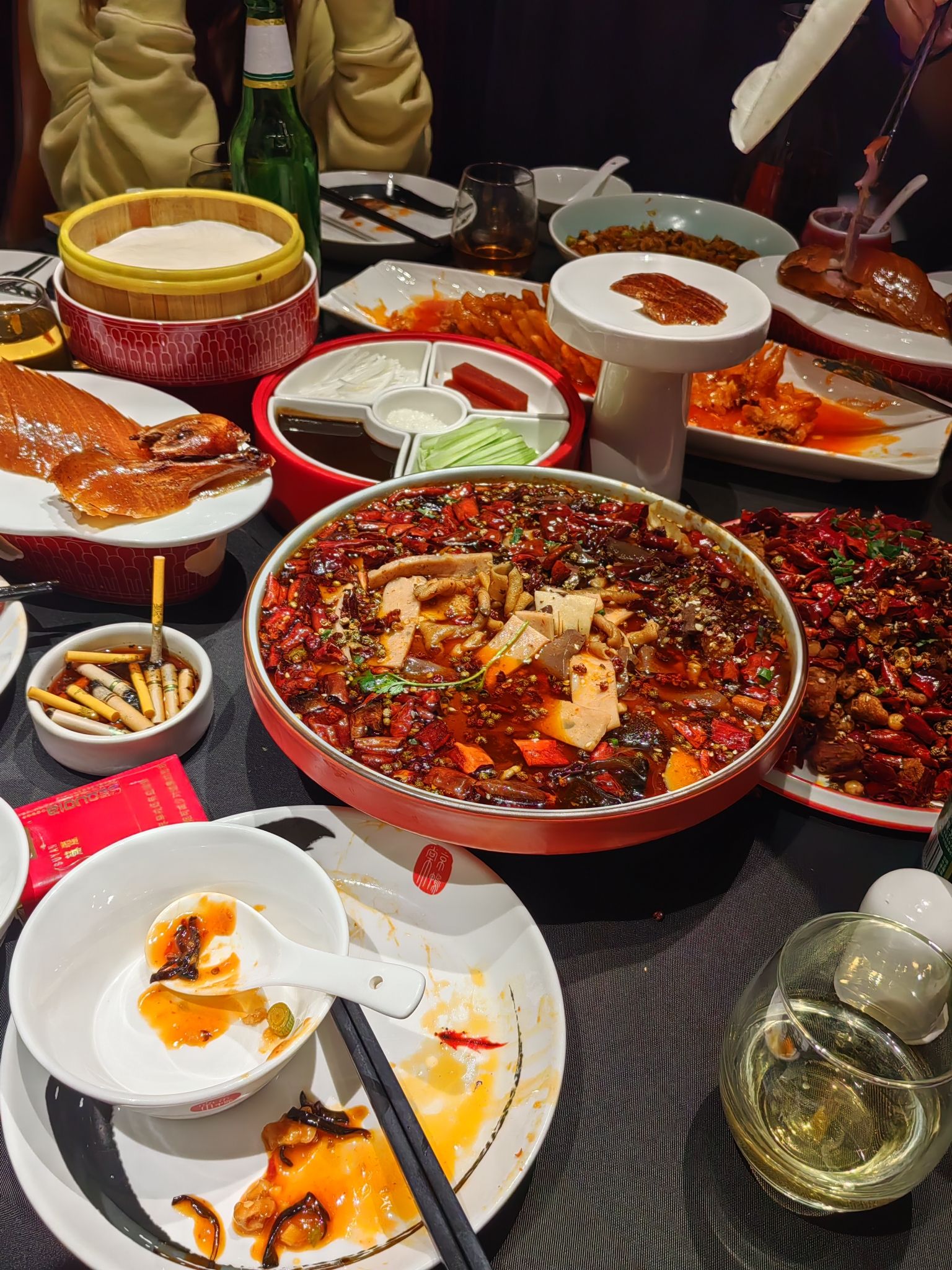 京鸭棠中餐厅(经六街店)