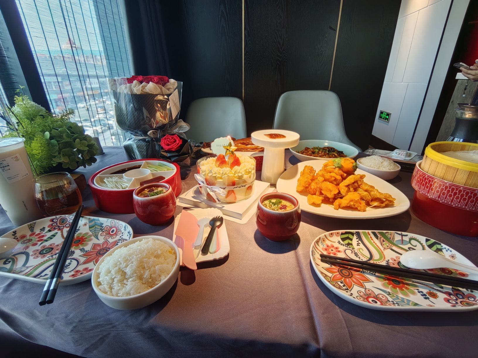 京鸭棠中餐厅(经六街店)