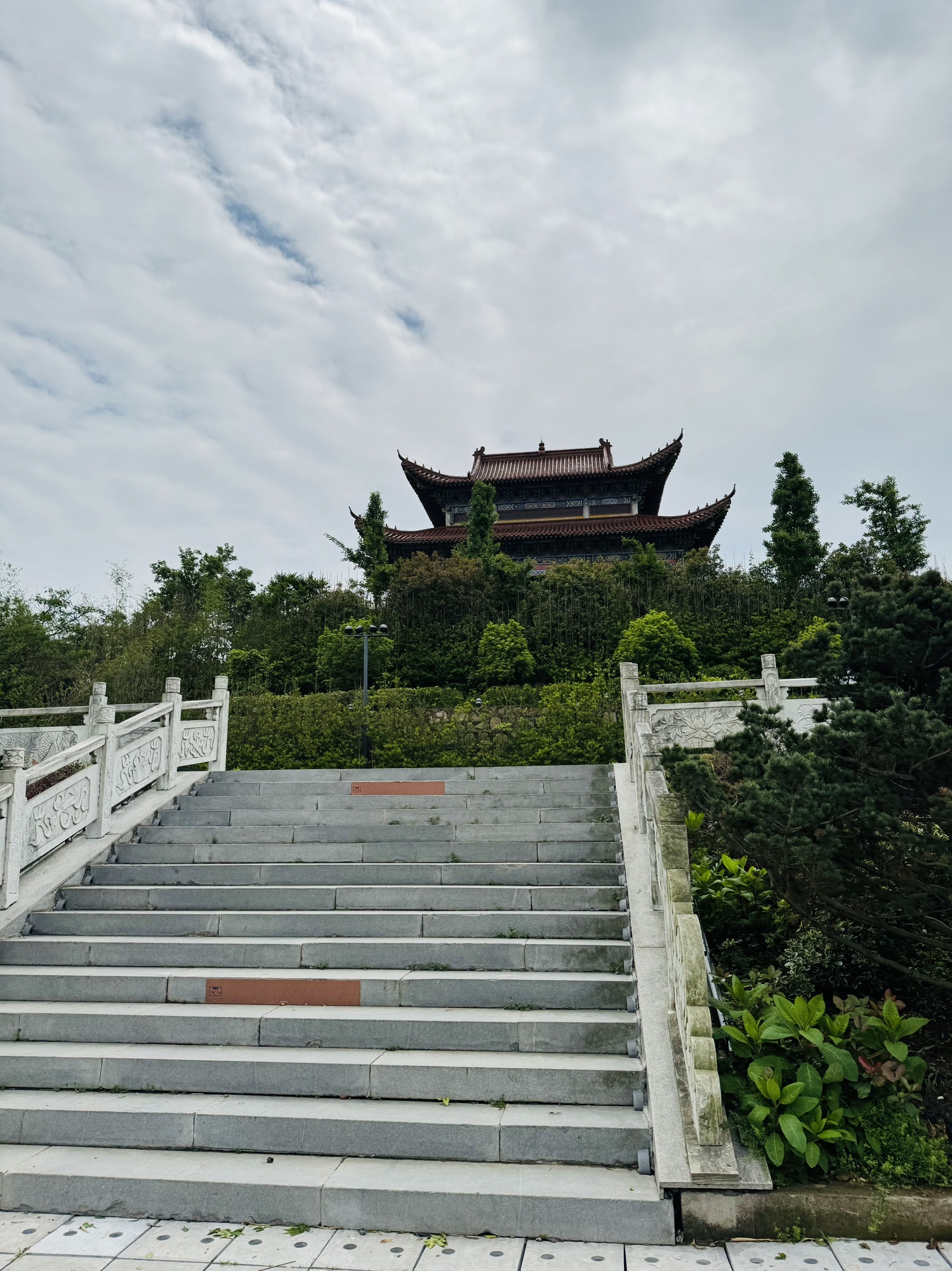 冶父山-铸剑广场旅行图片 2