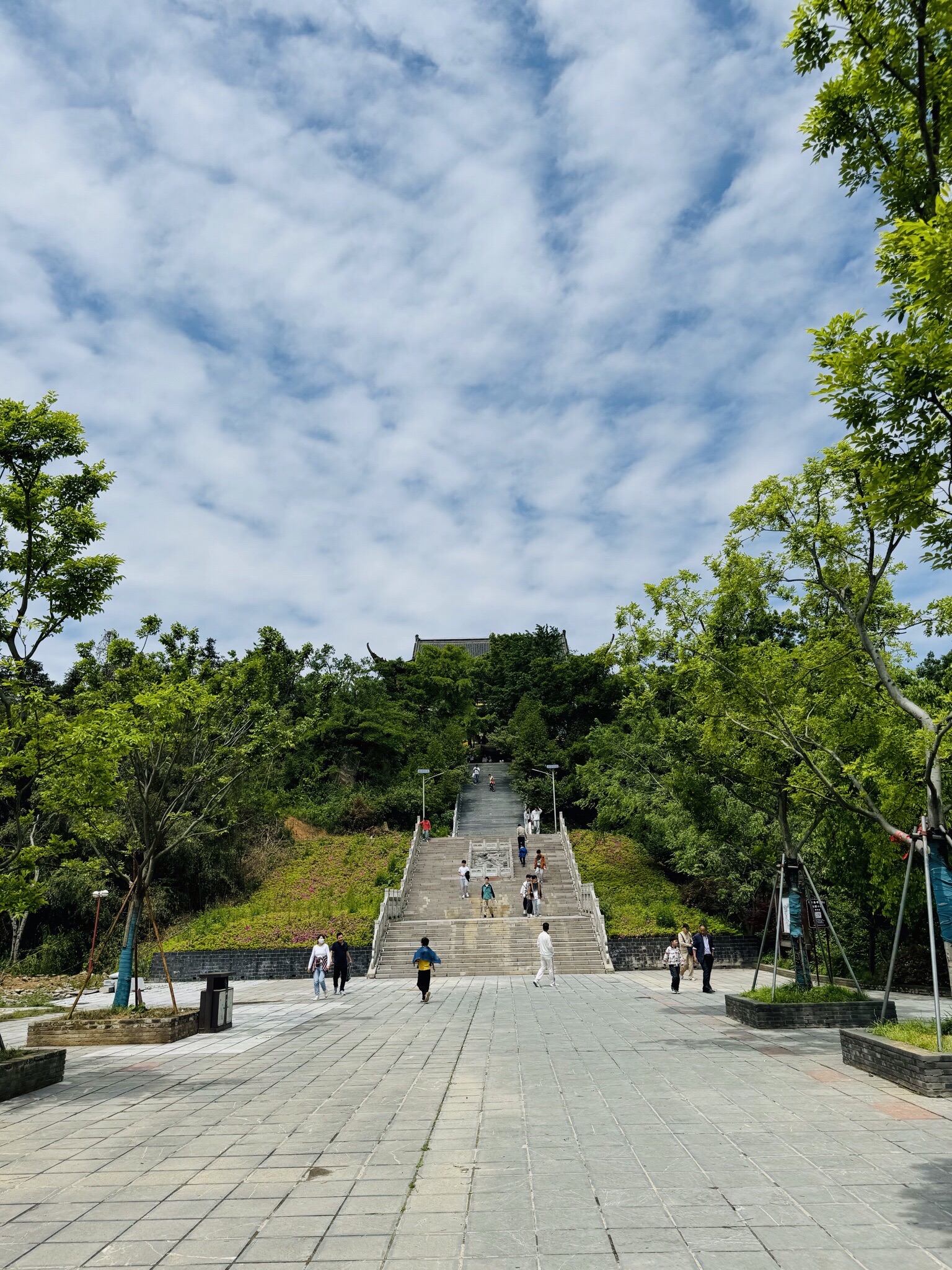 冶父山-铸剑广场旅行图片 3