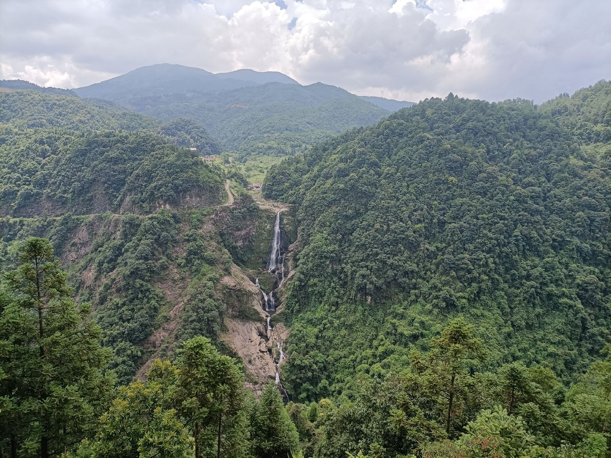 百丈龙潭公园旅行图片 1