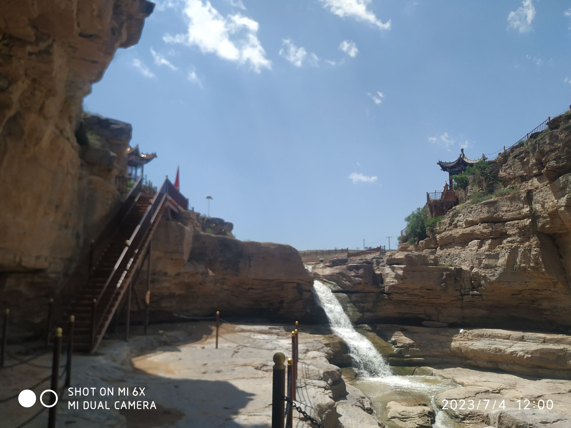 八龙湾瀑布旅行图片 2
