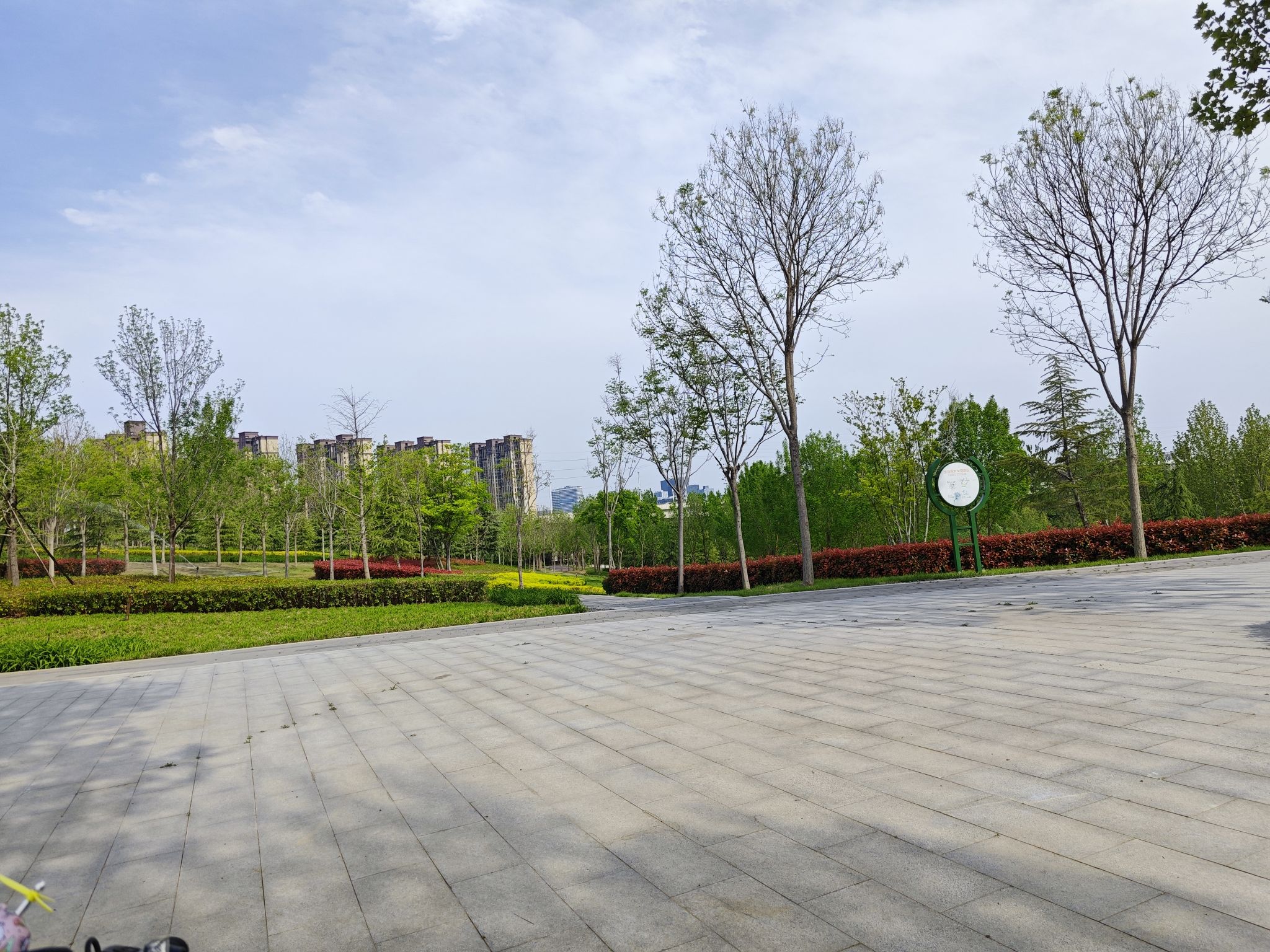 高铁公园旅行图片 2