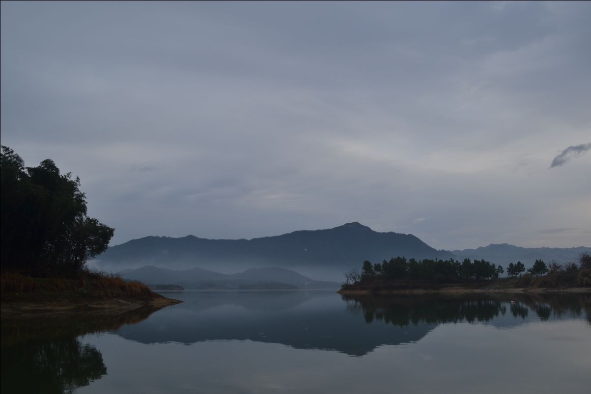 梅川水库水利风景区大坝旅行图片 2