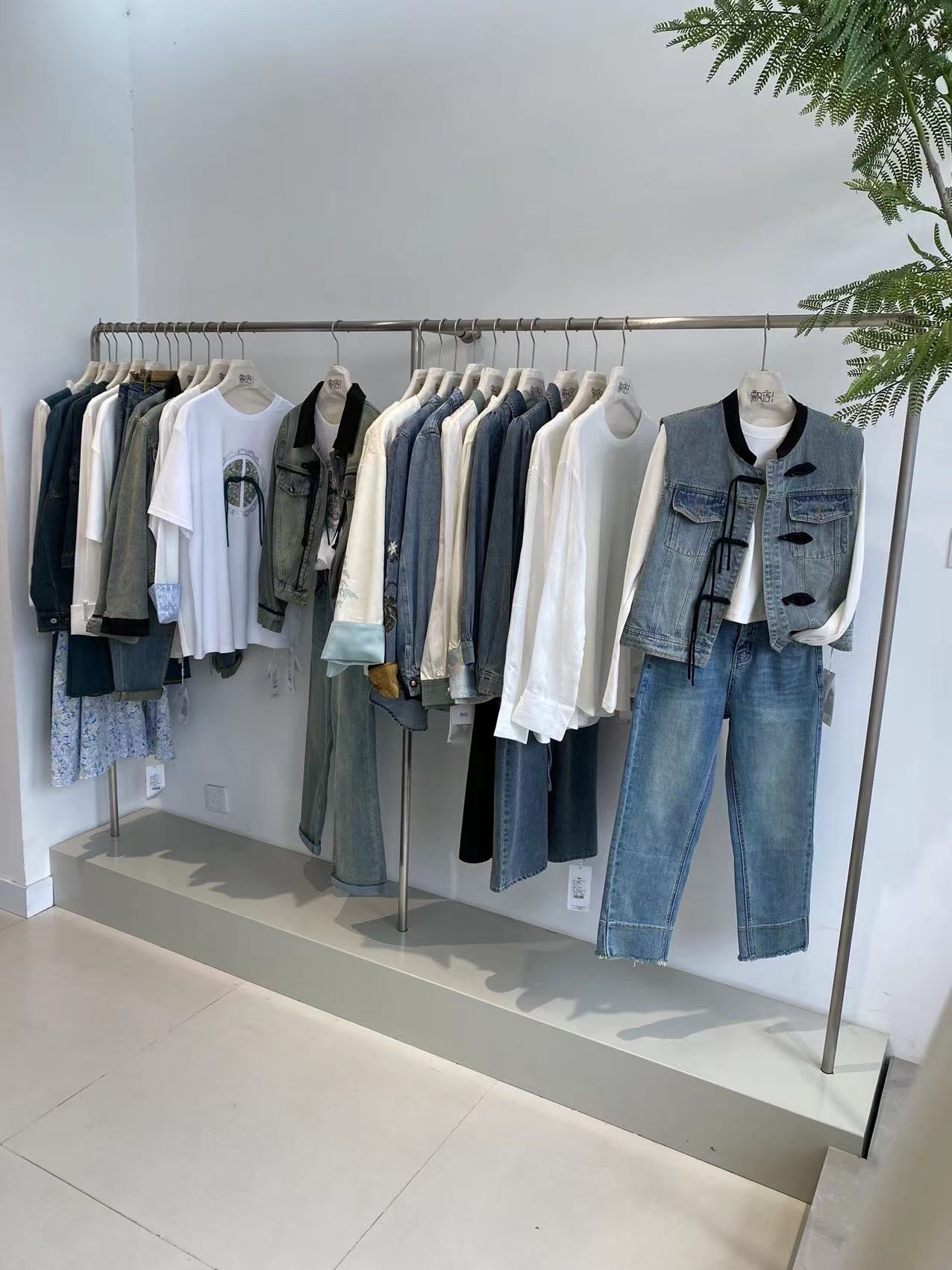 飘宿服装工厂店(福成四期店)