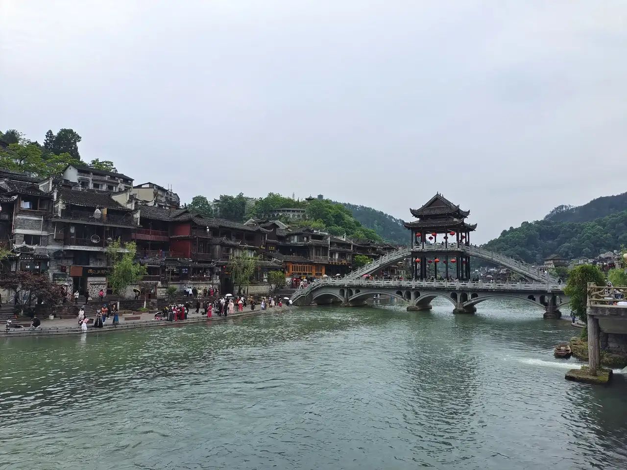 中国爱情小镇旅行图片 3