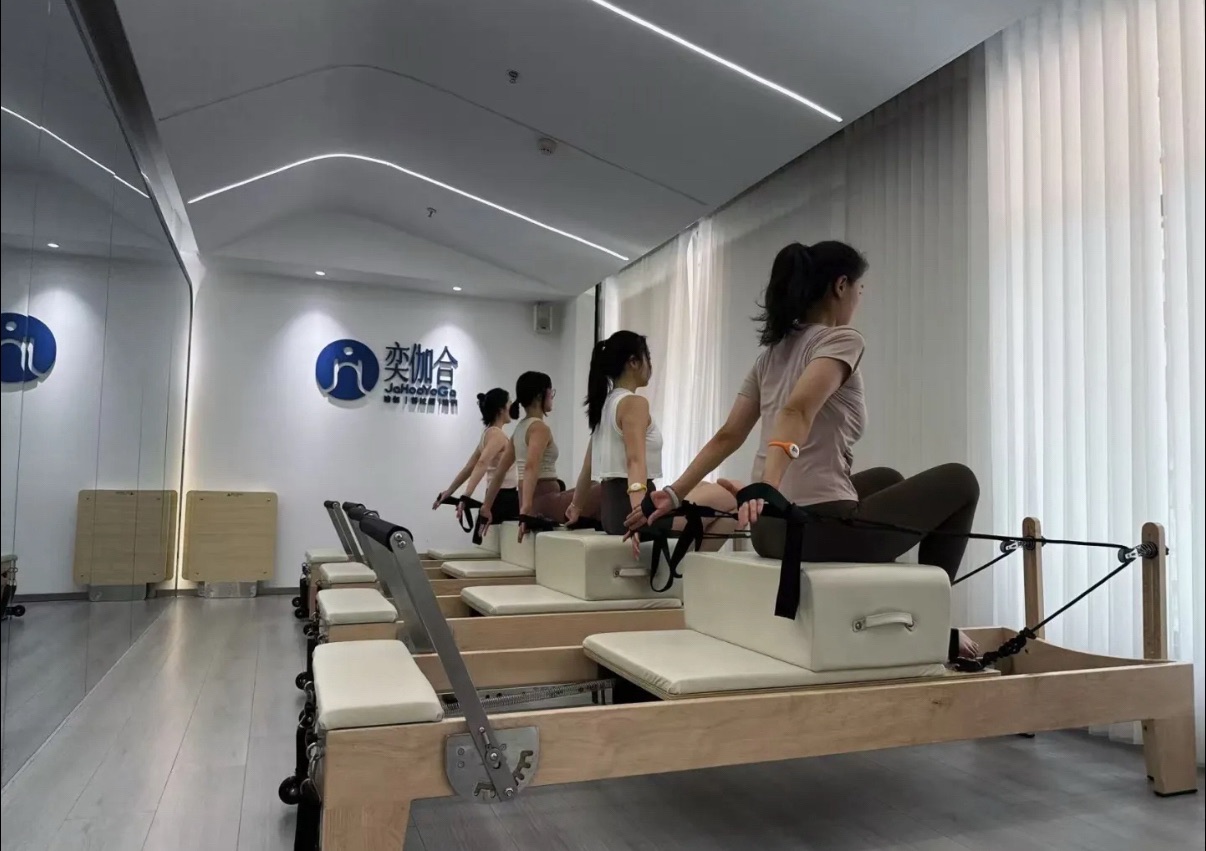 场地封面-奕伽合瑜伽普拉提(新街口店)