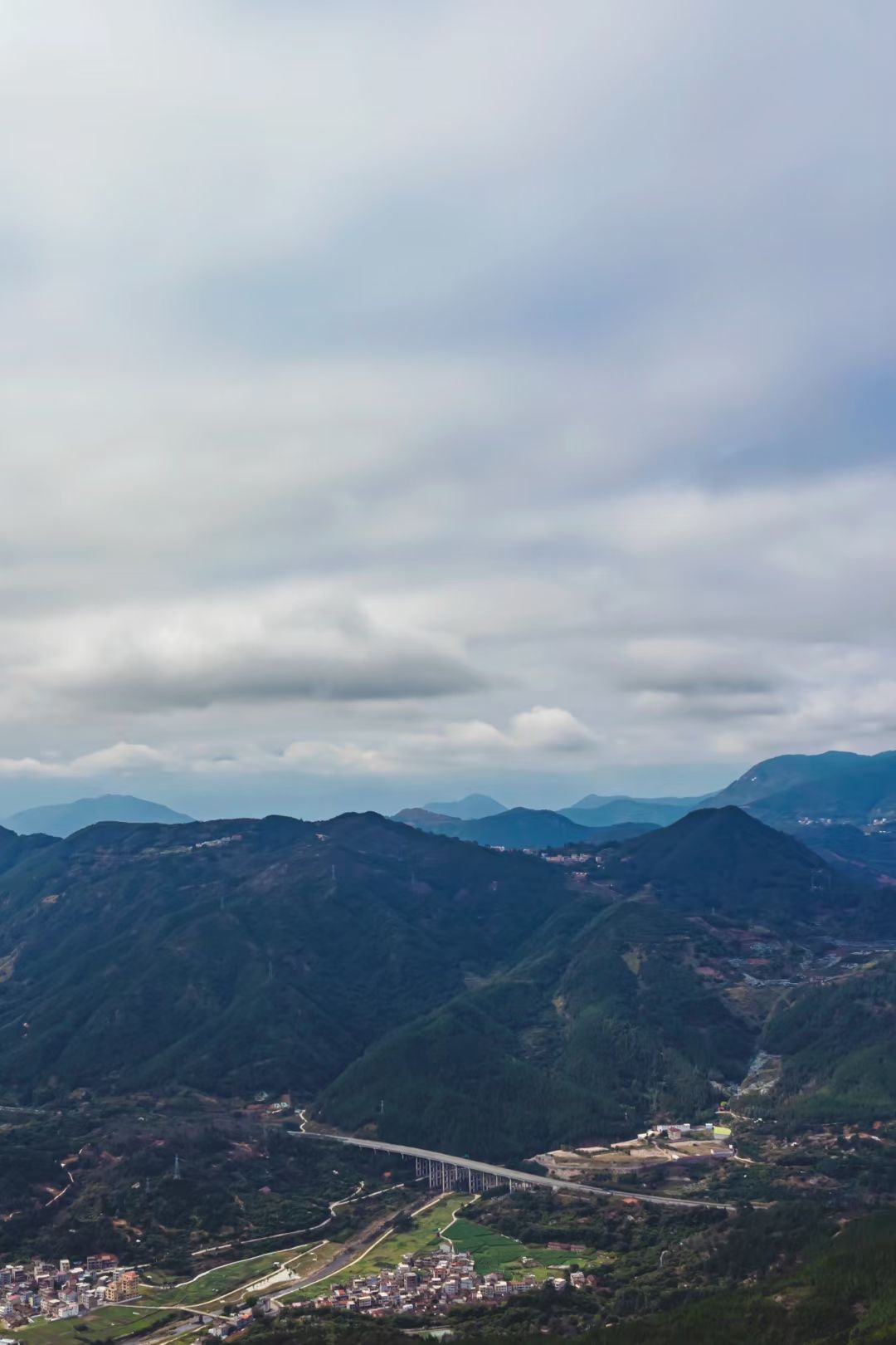 塔山风动石旅行图片 3