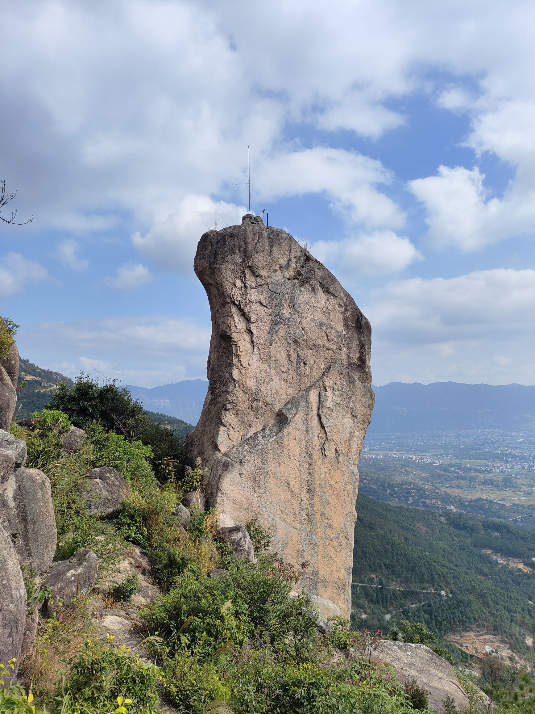 塔山风动石旅行图片 3