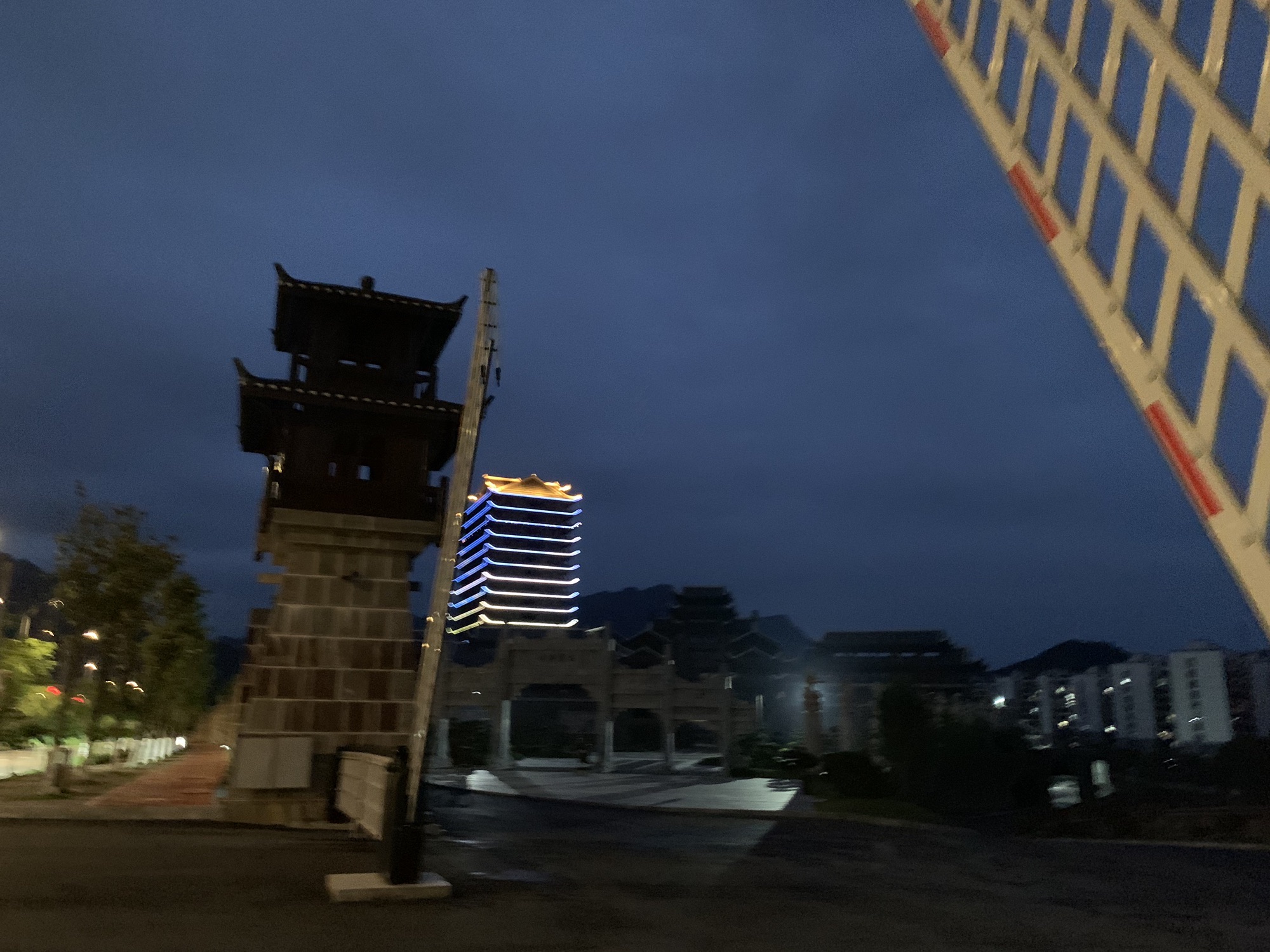 张家界古庸城景区(装修中)旅行图片
