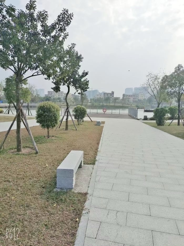 站南公园旅行图片