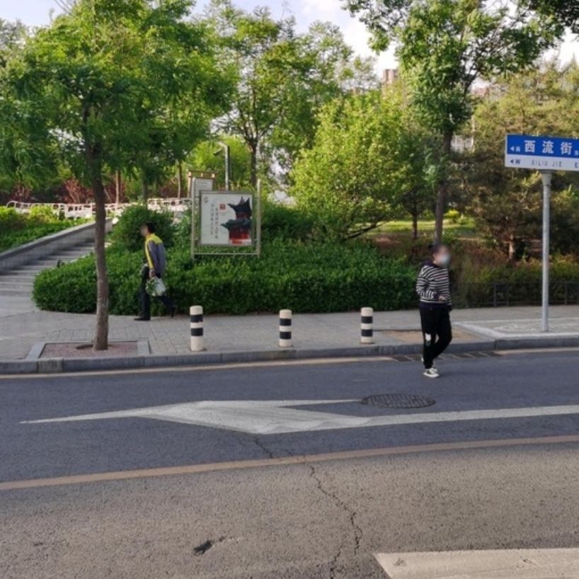 千峰北路游园旅行图片 3