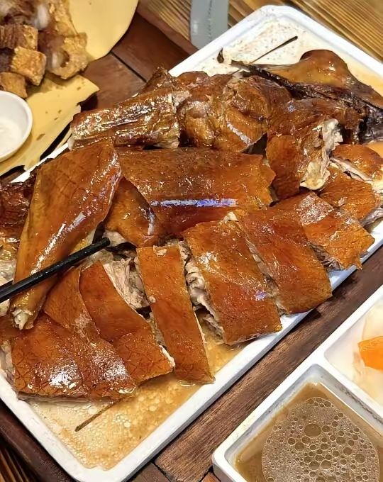 大燚果木烧鹅(山湖城店)