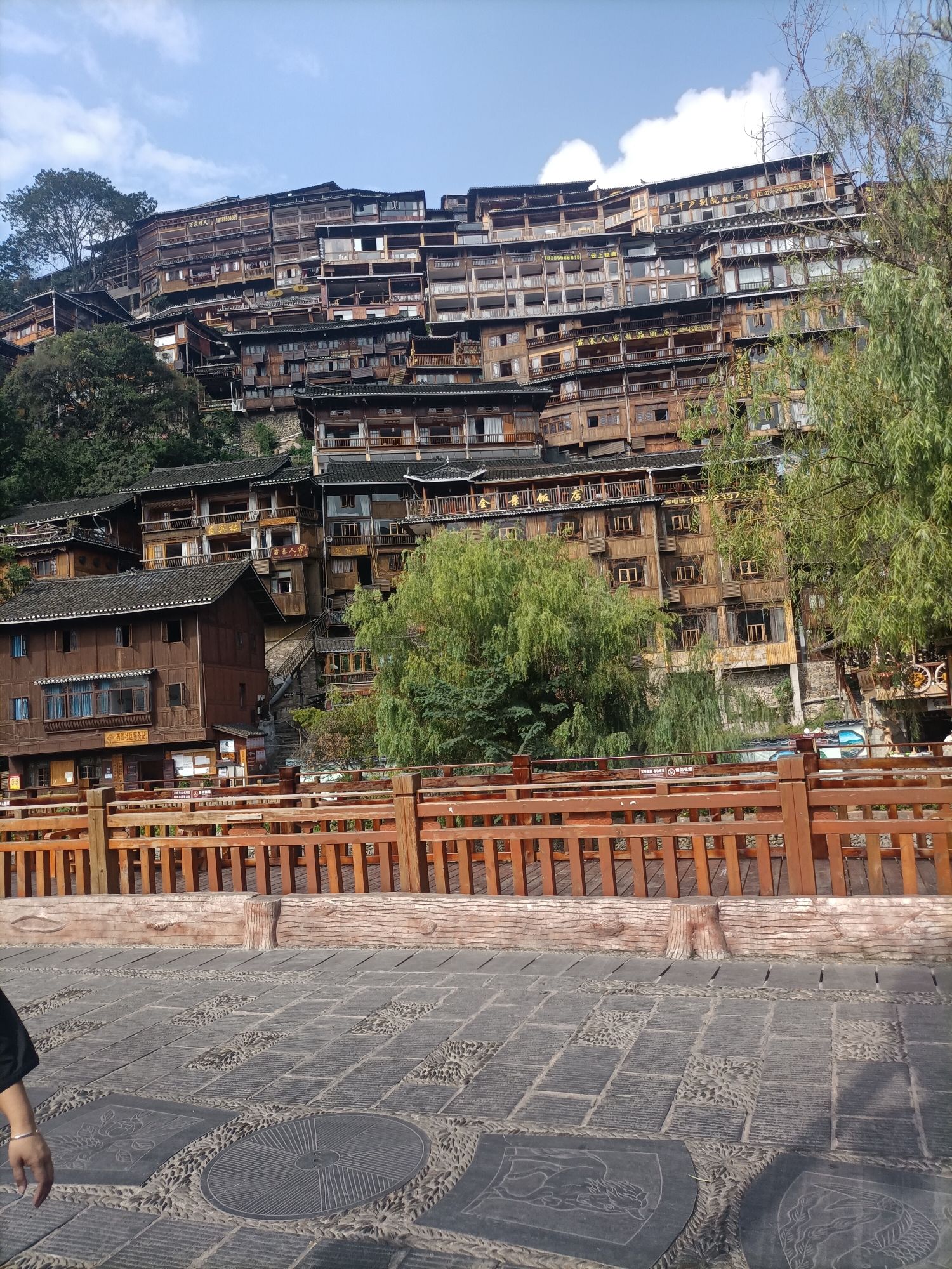 中国西江千户苗寨-西江景区直通车