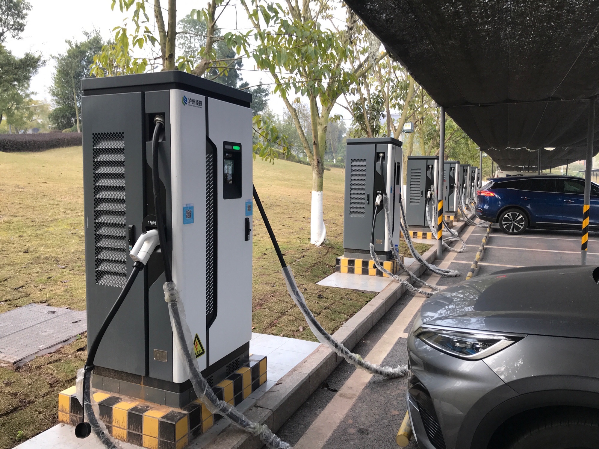 泸州市生态环境局停车场