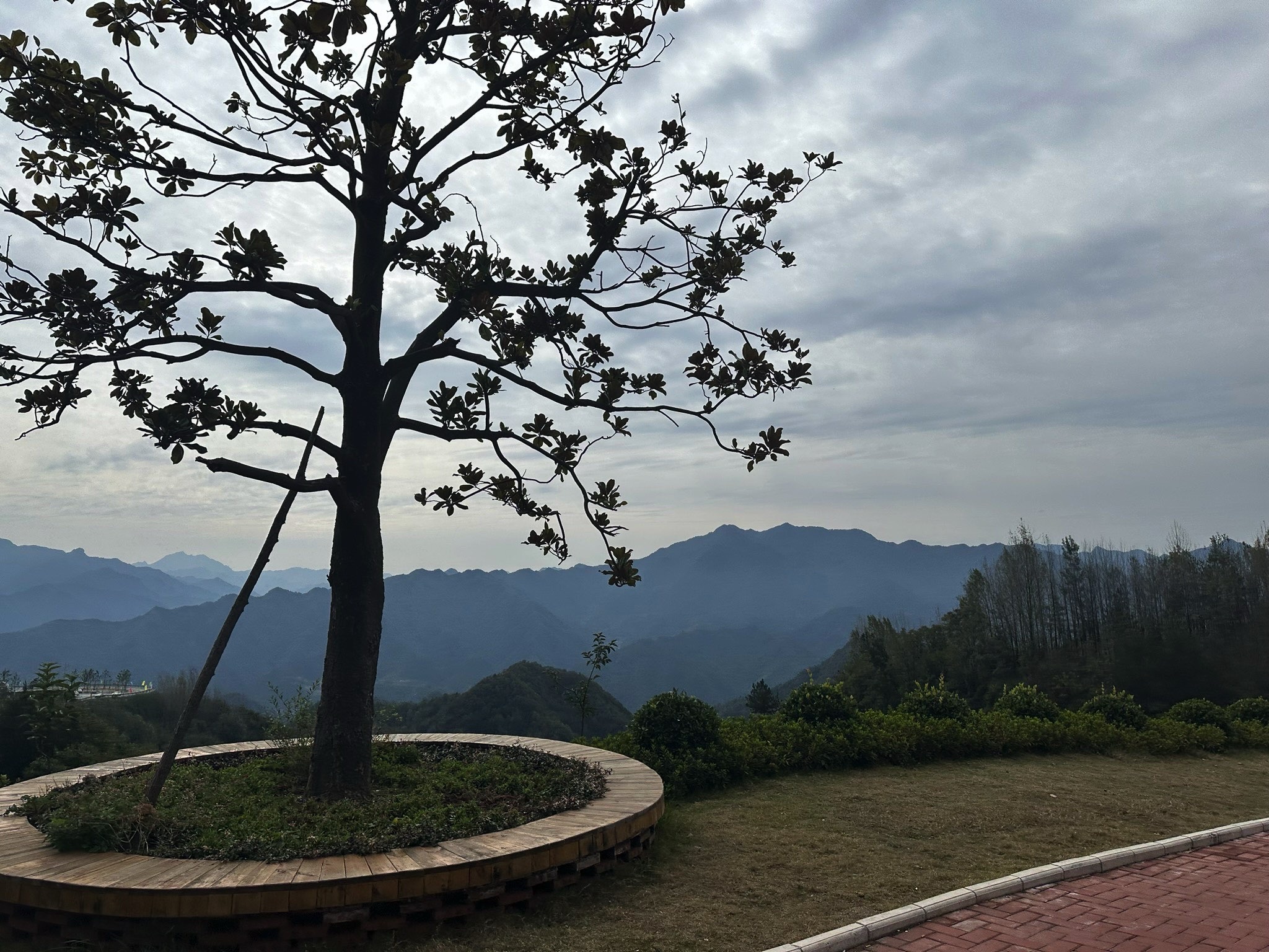 云盖寺绿松石国家矿山公园旅行图片 1