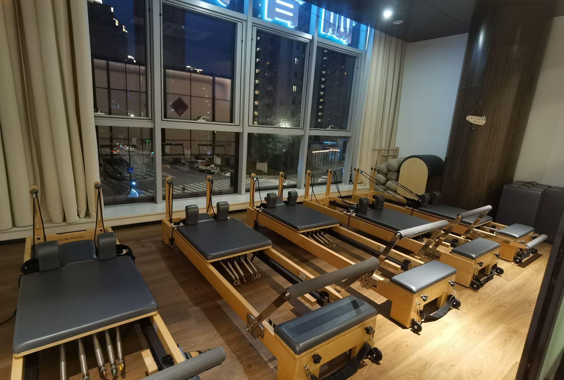 场地封面-梵灵瑜伽·普拉提(宋城店)