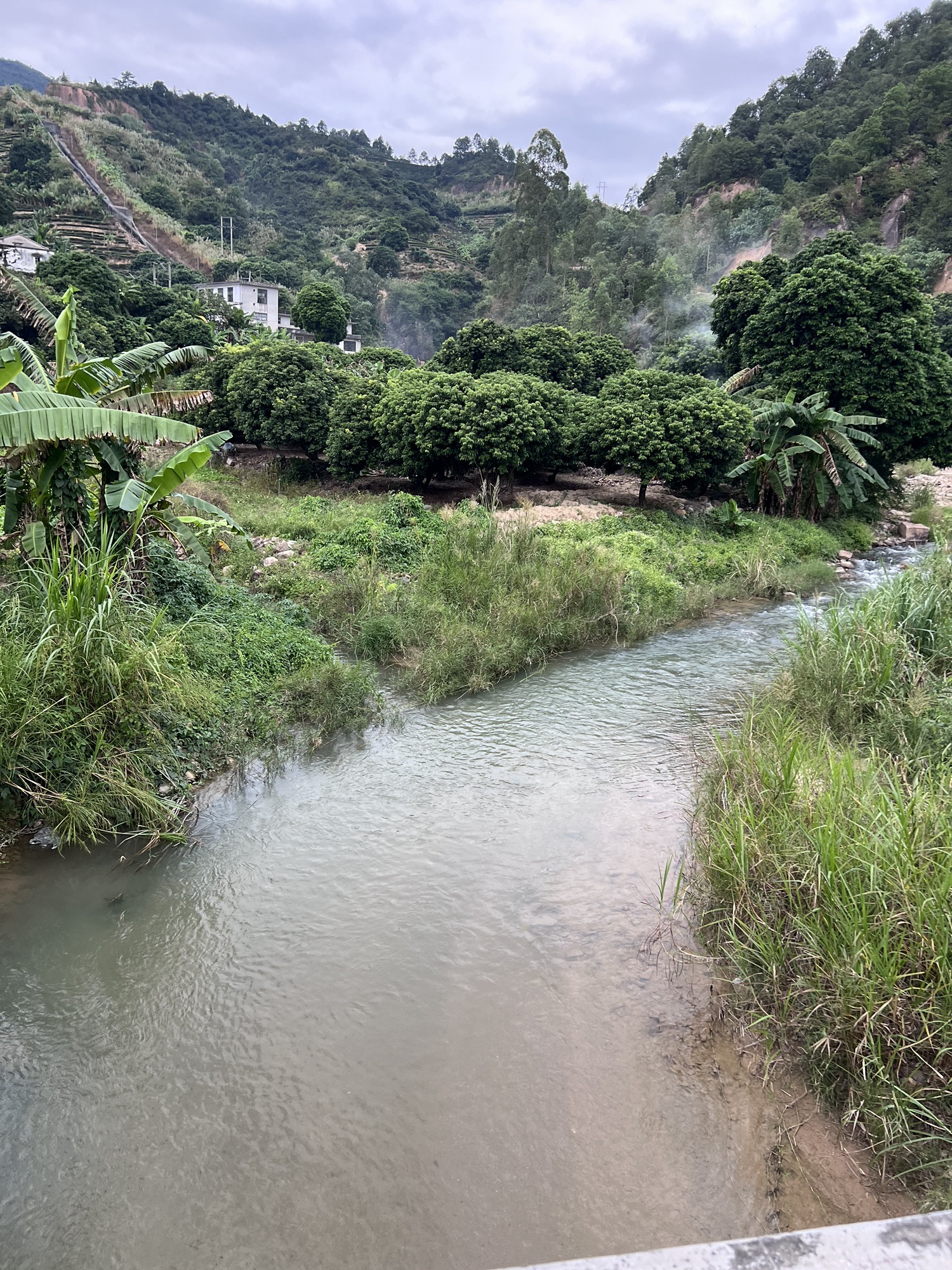 九龙潭瀑布旅行图片 1