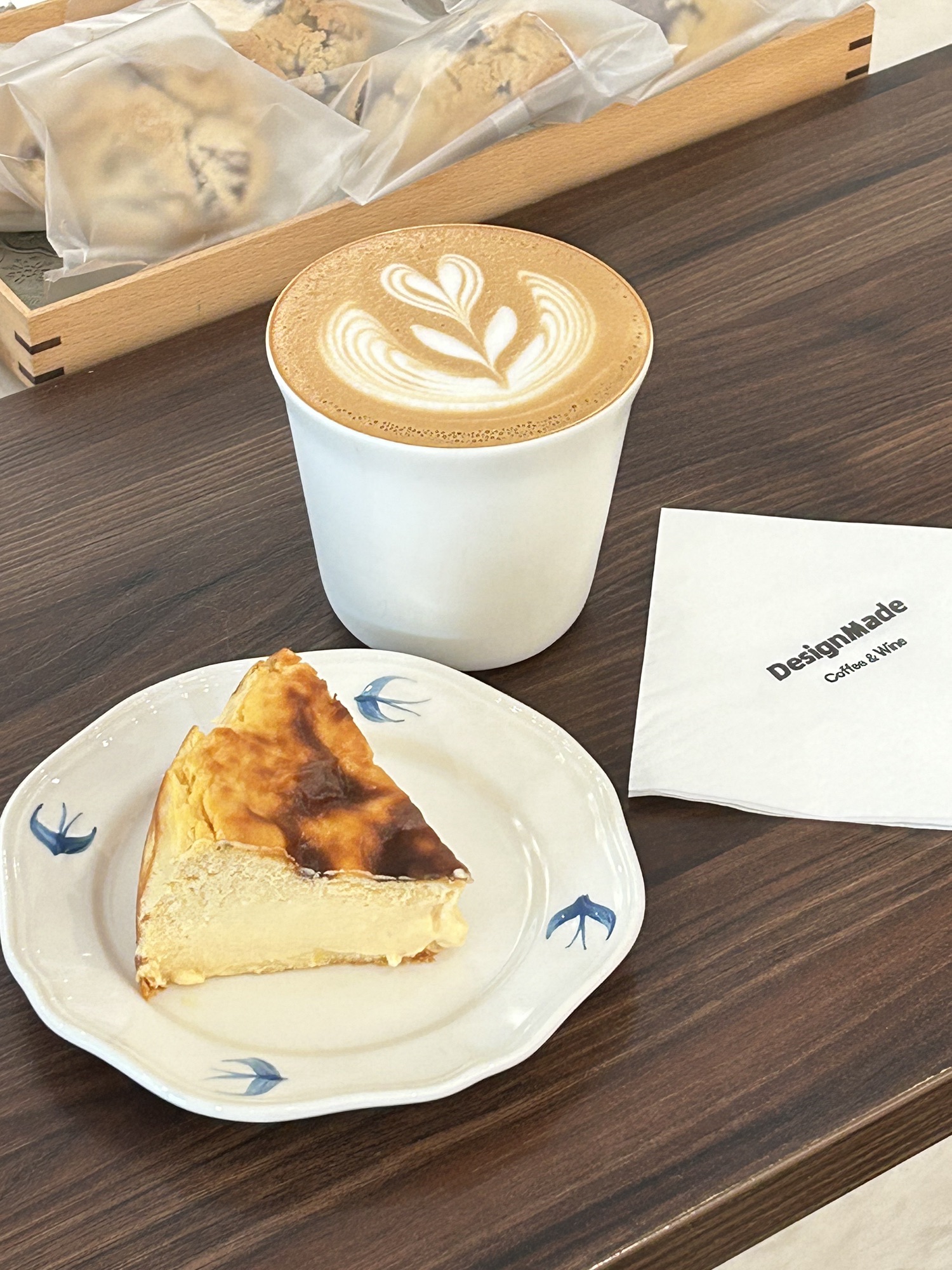 Design Made咖啡店 · Hangzhou