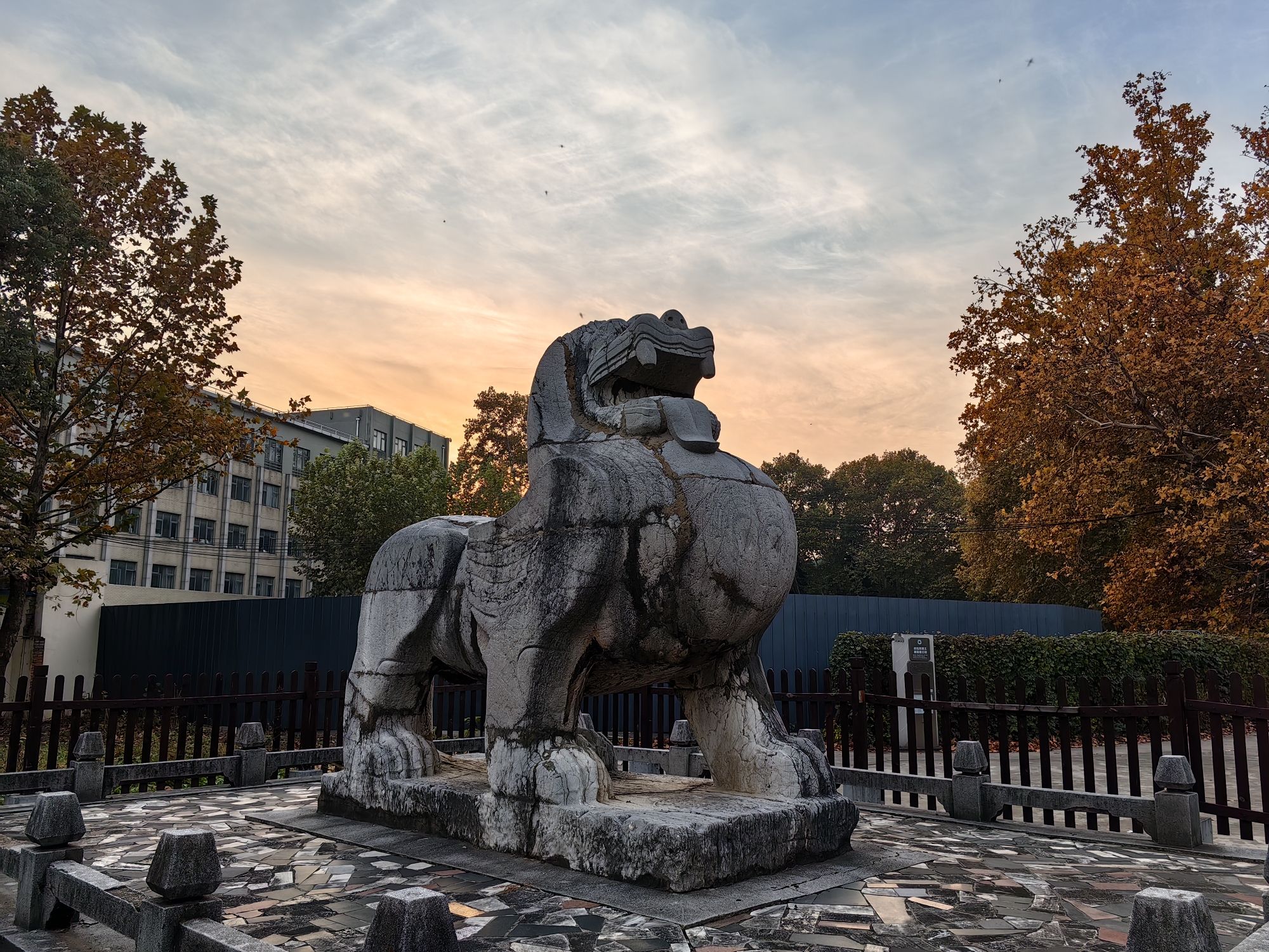 萧融墓神道石刻旅行图片 3