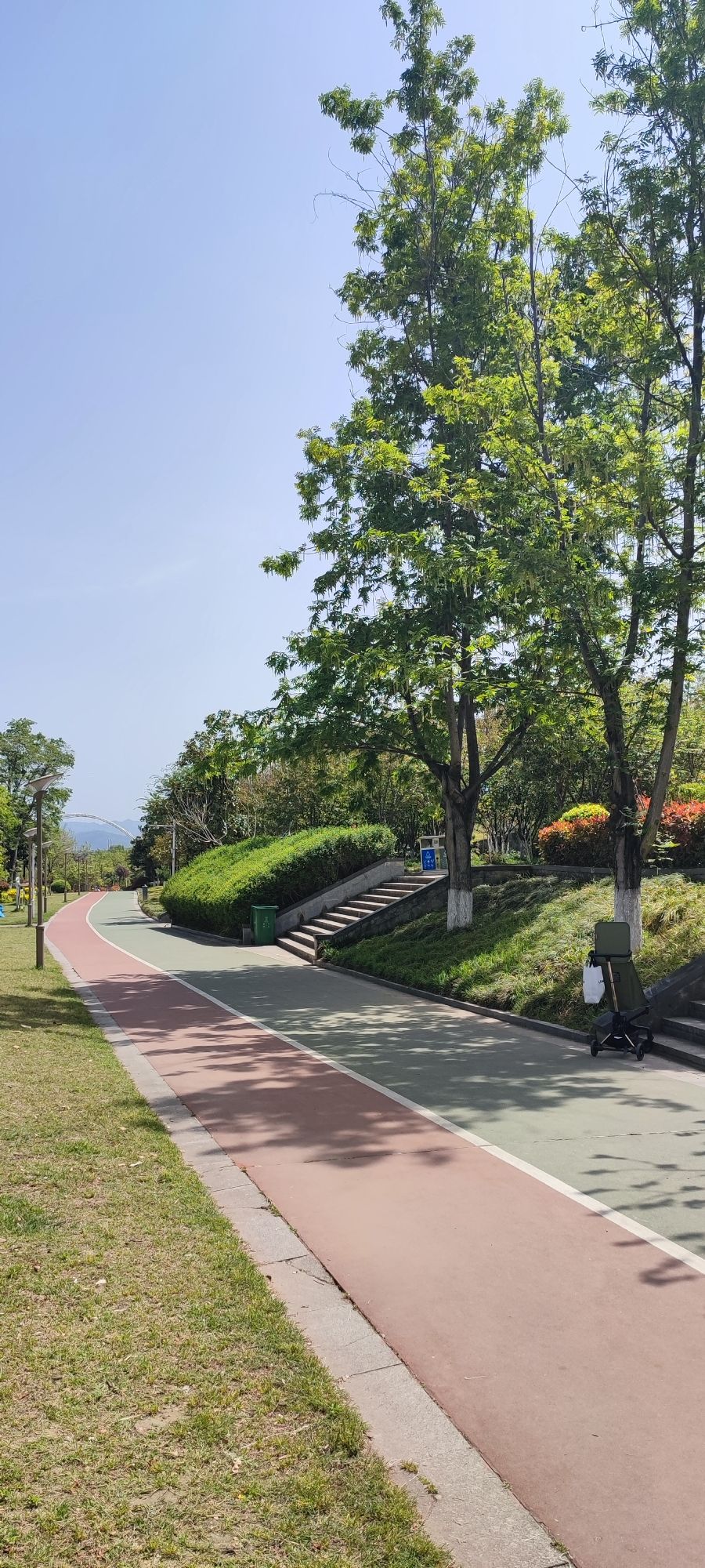 安康汉滨区江滩公园