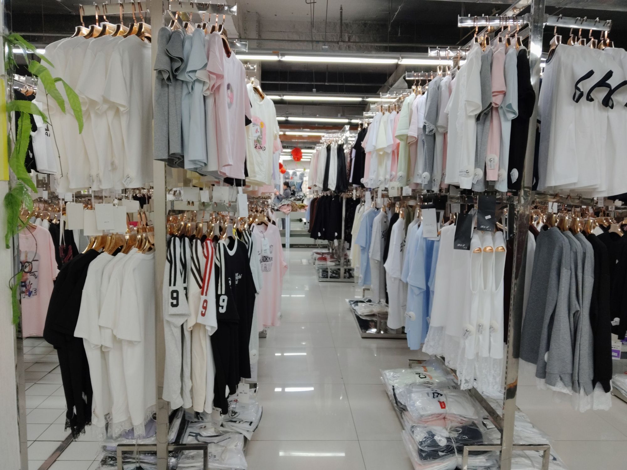 大福地服饰工厂店(友谊商贸城店)