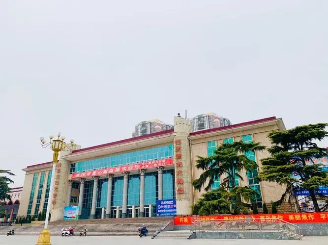 东方红广场旅行图片 3