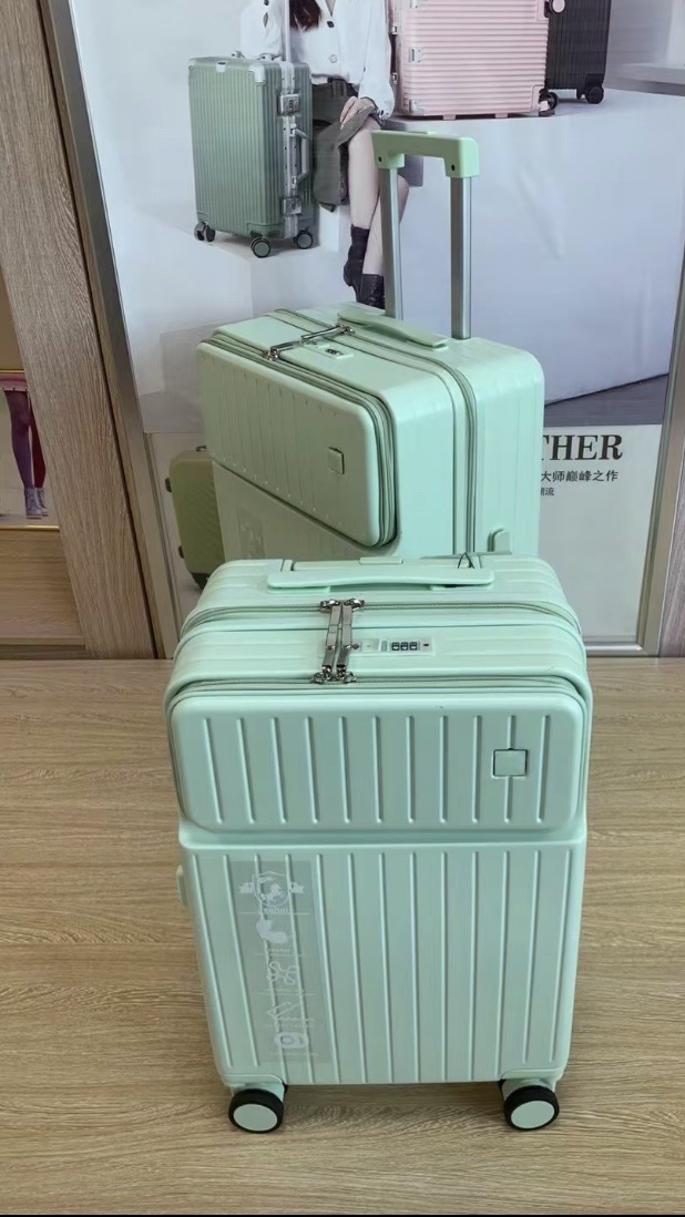 洪美箱包(西南商贸城店)