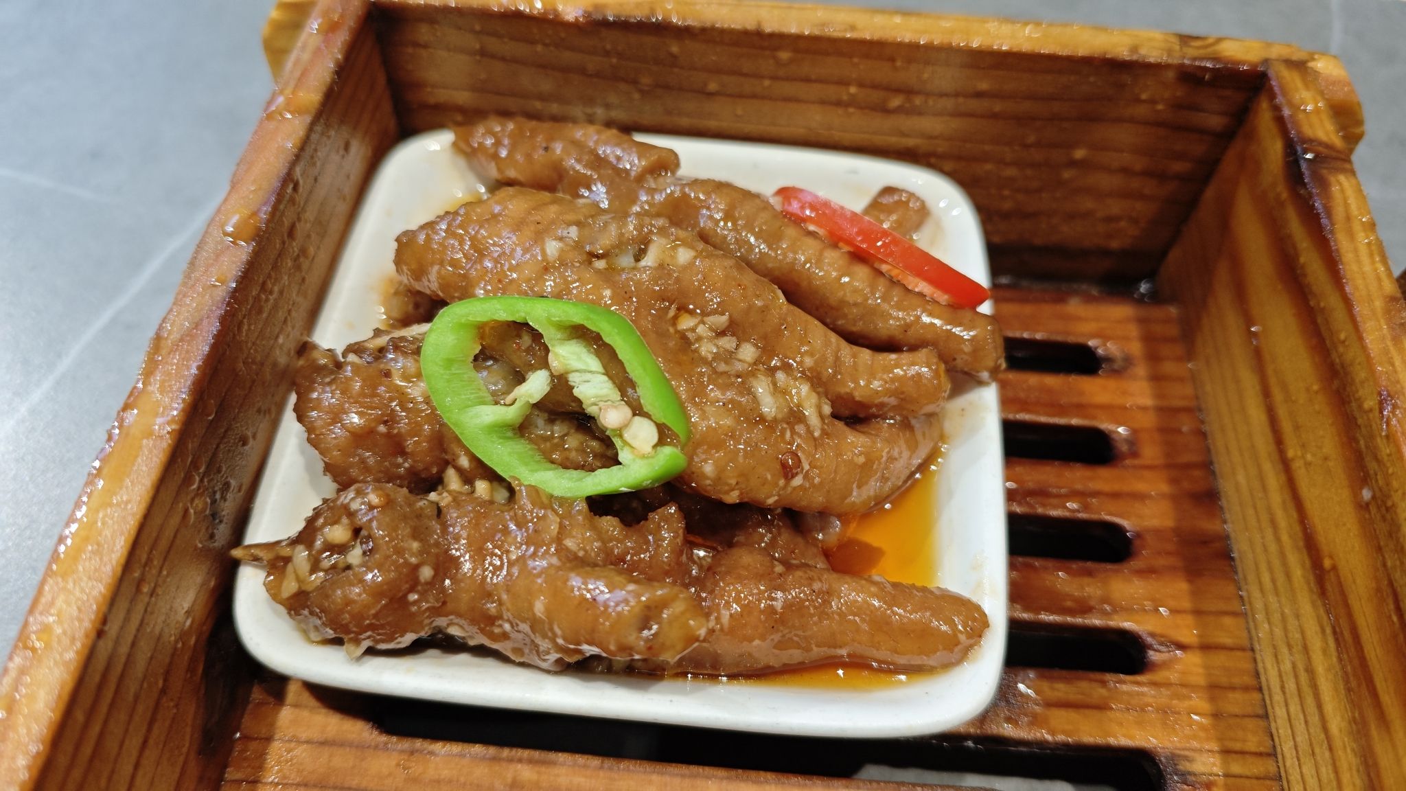 龙茶坊港式茶餐厅(华景商业广场店)