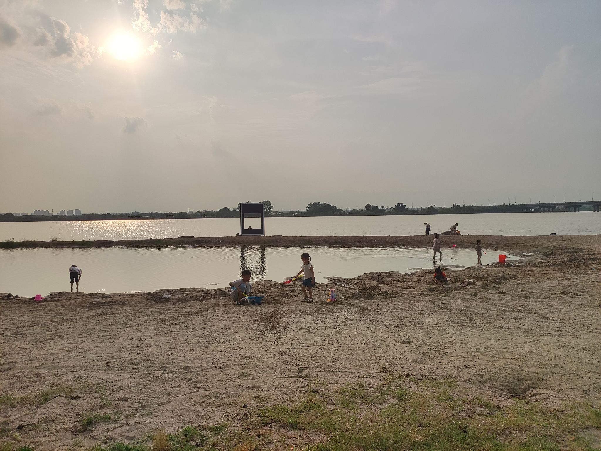衢江网红沙滩旅行图片 3