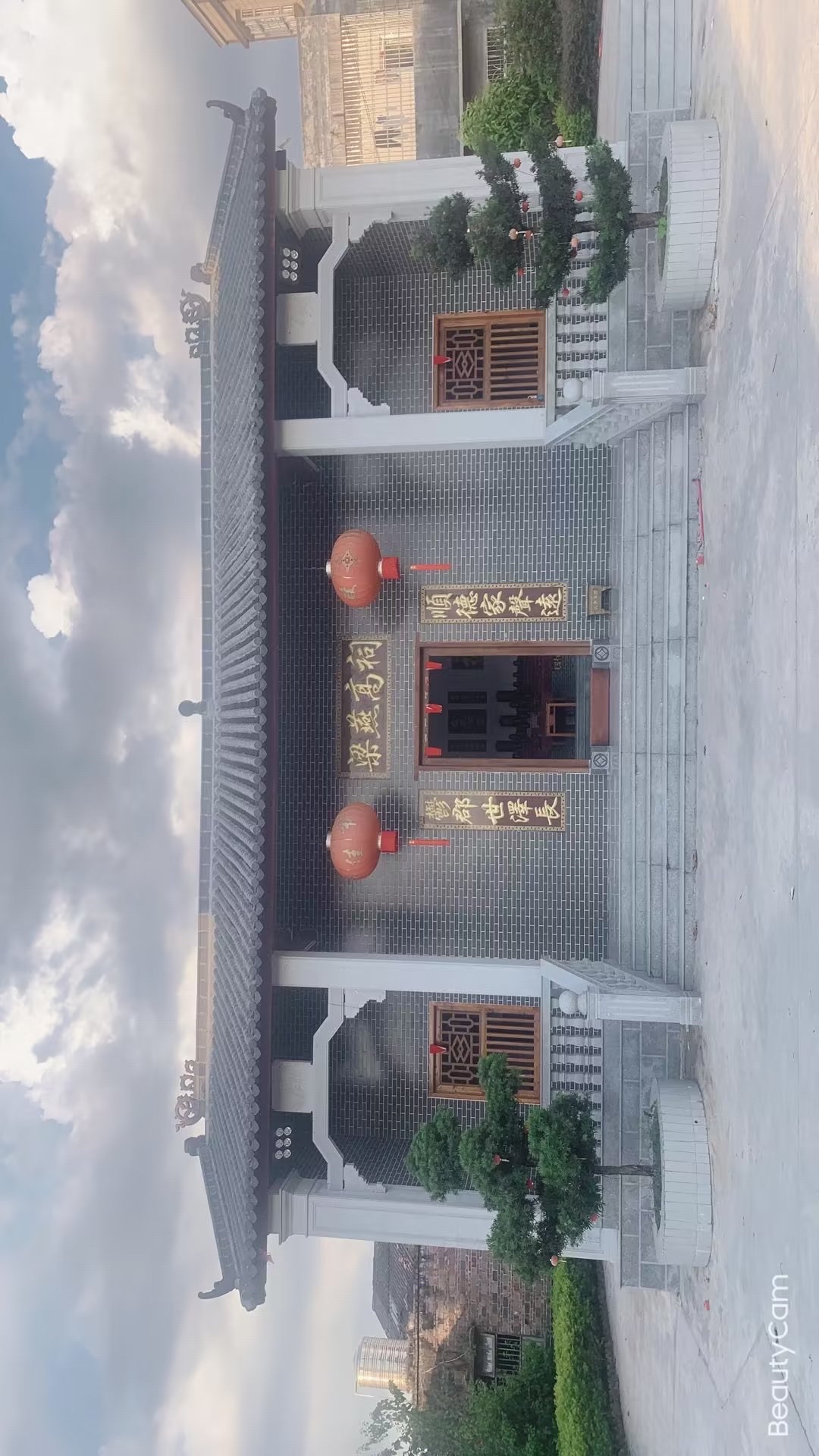 梁燕高祠