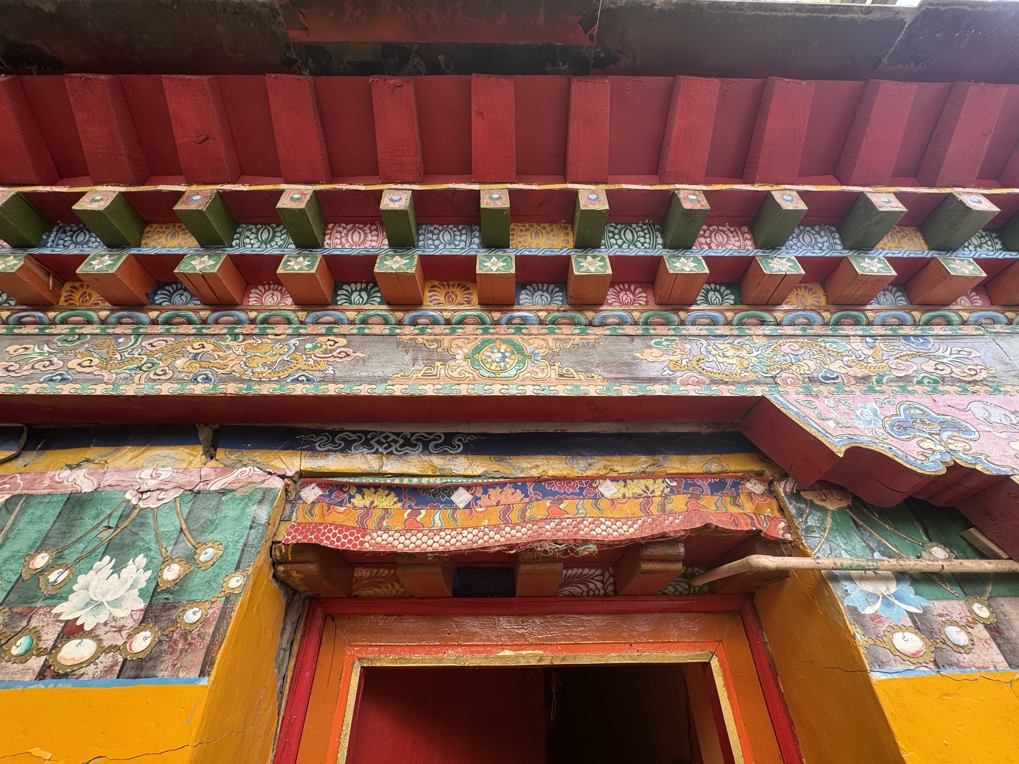 日喀则市定日县长所乡森嘎曲德寺实景照片