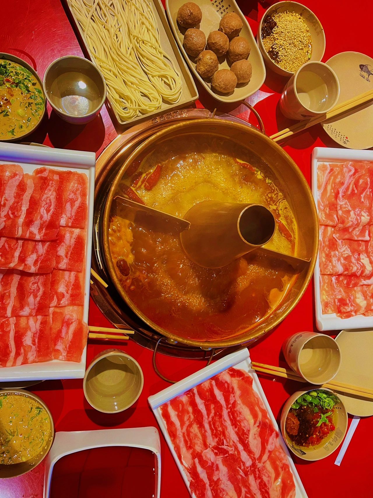 郡王府老北京炭火铜锅四平路店