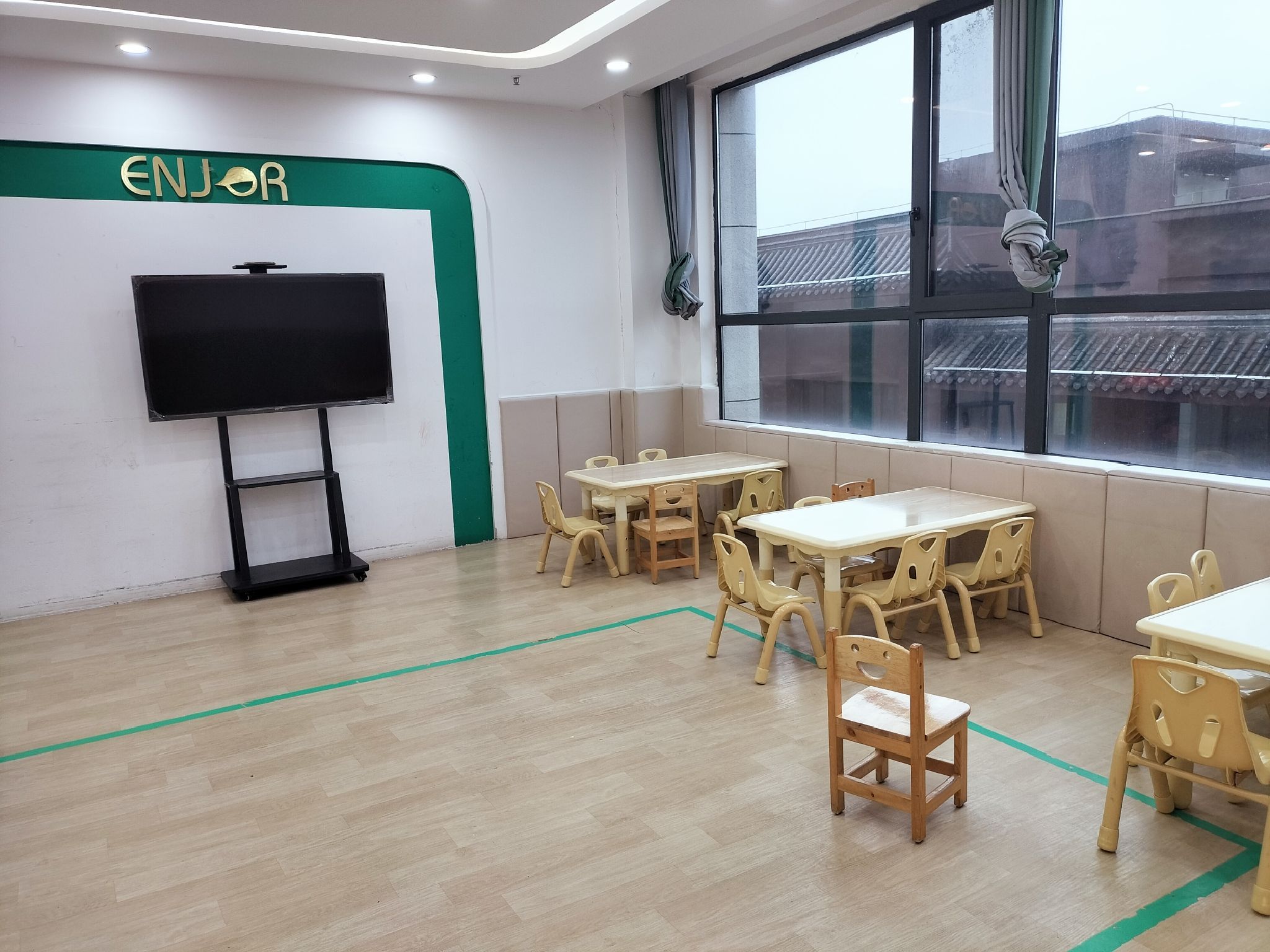 恩吉拉国际儿童成长中心(临泉店)