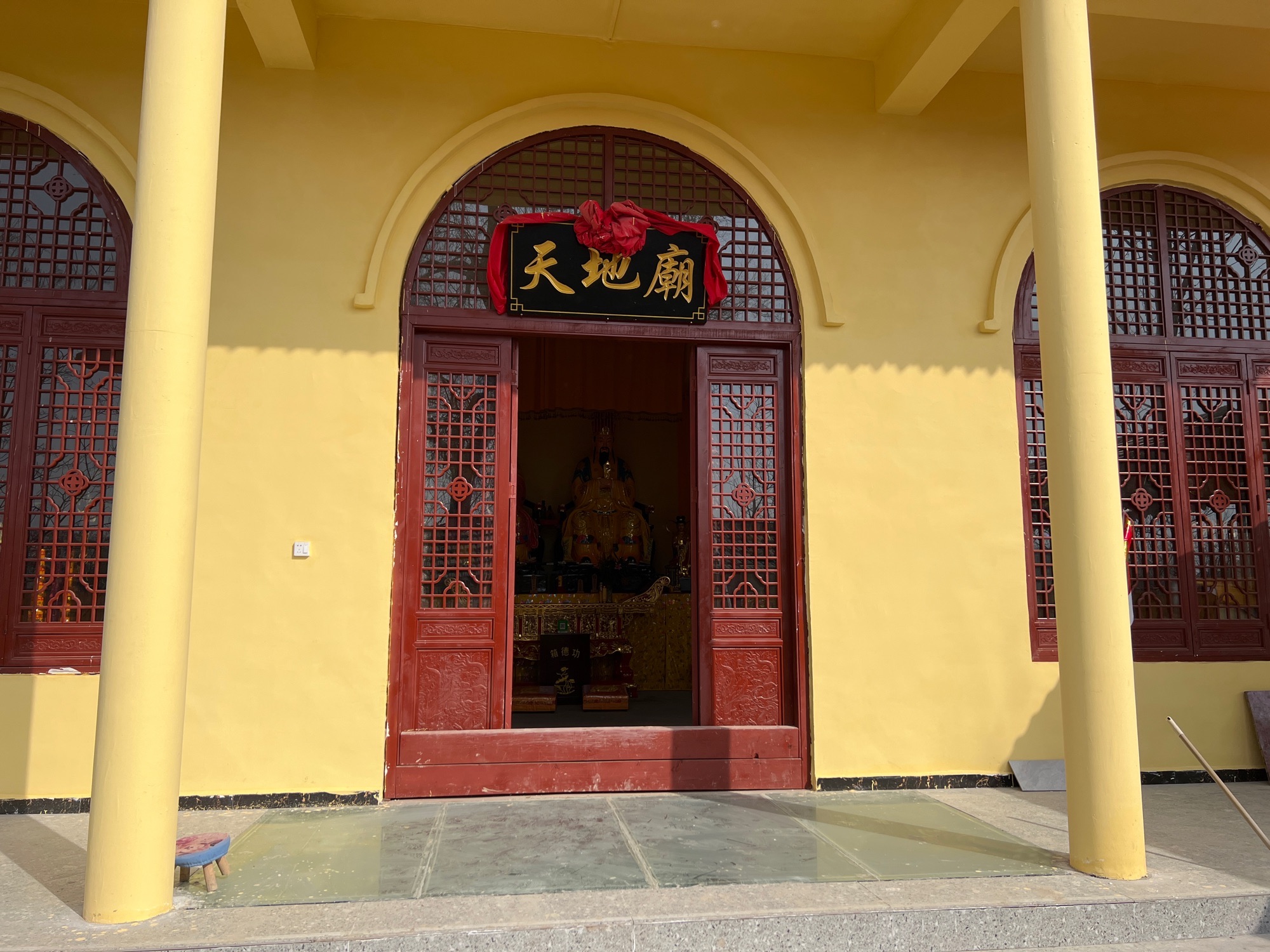 佛龙庙