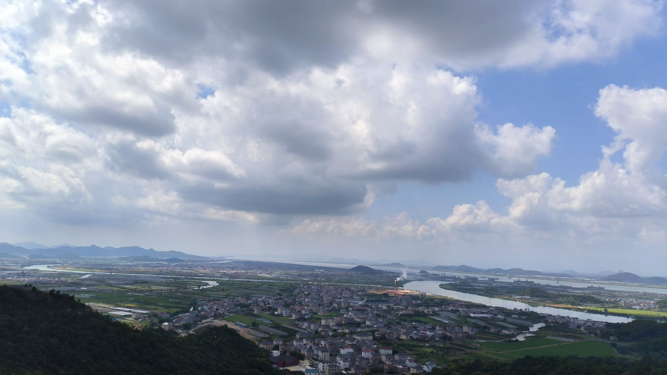 灵岩火山峰景区旅行图片 3