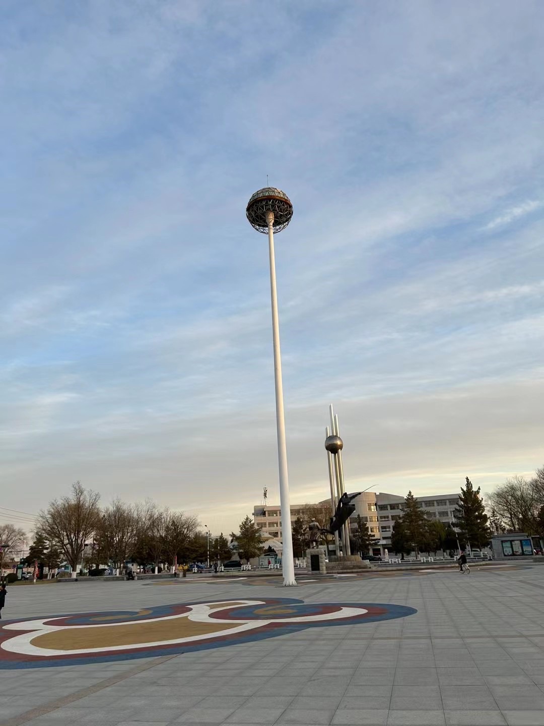 乌审人民广场旅行图片 1