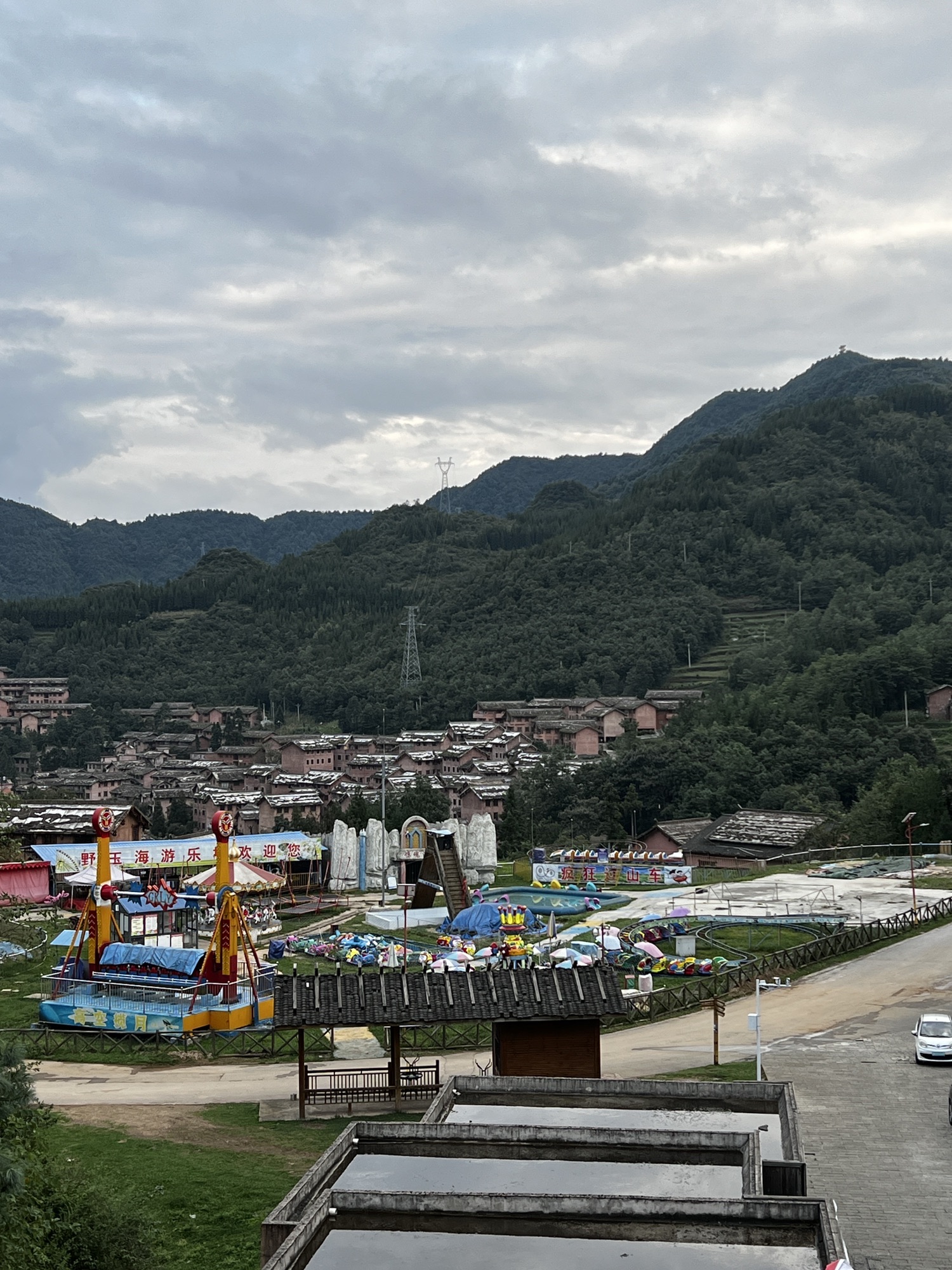 野玉海度假区野鸡坪花海景点旅行图片 3