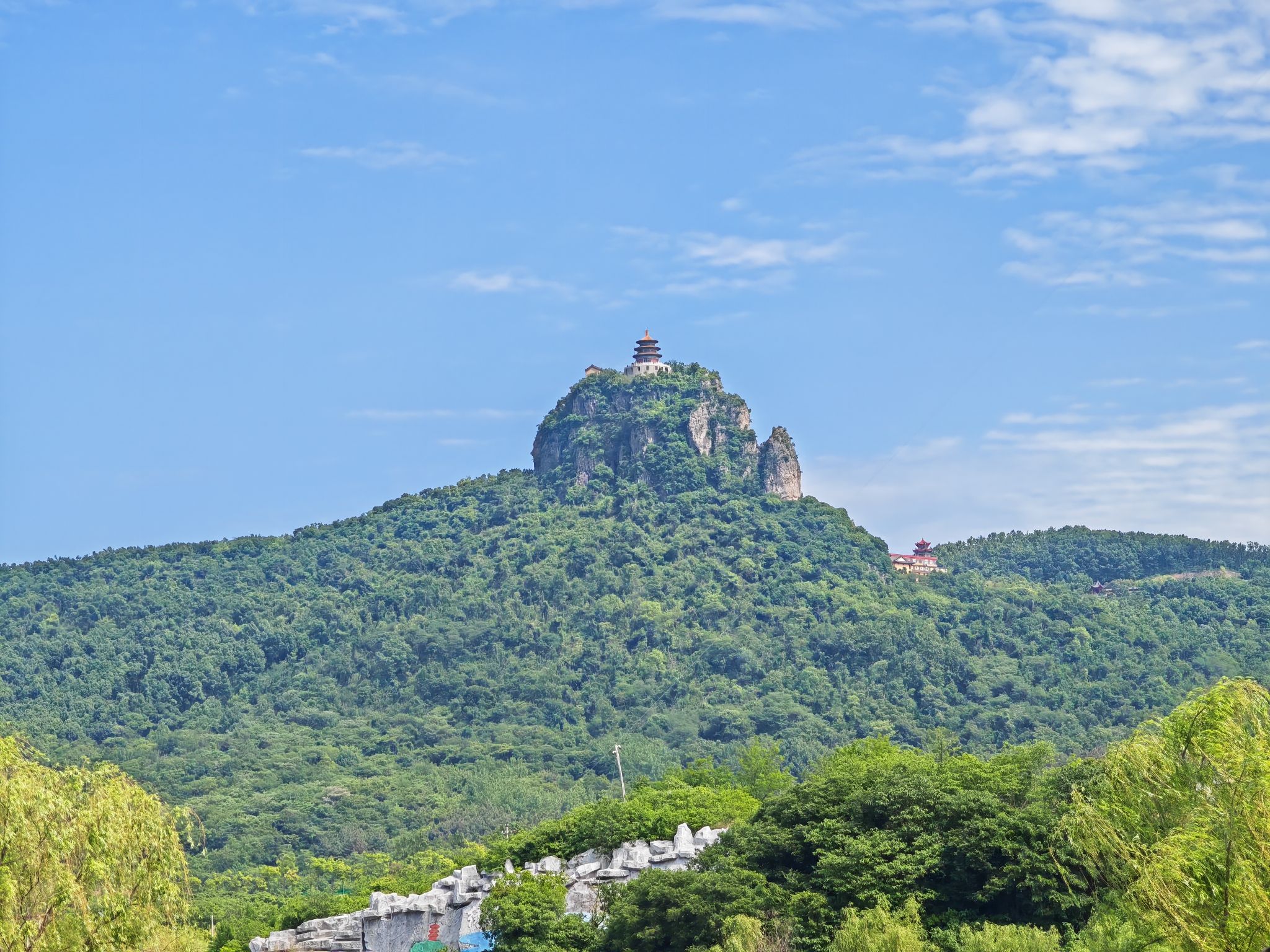 鸡笼山-半月湖风景区旅行图片 2