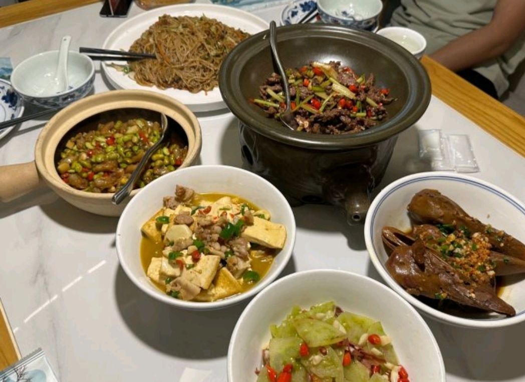 臻鲜·新衢州菜馆(太湖路店)