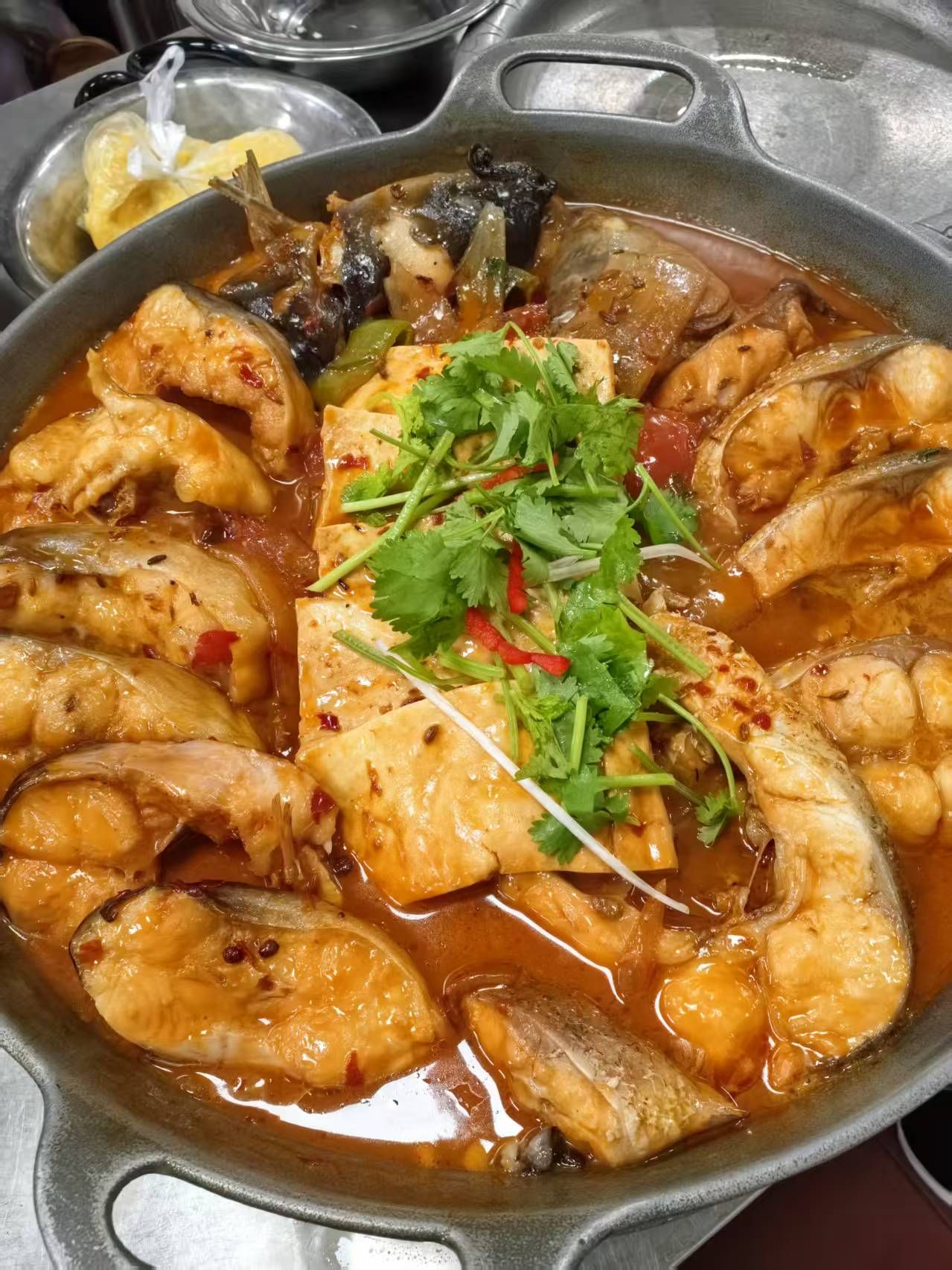 包头市安居菜馆