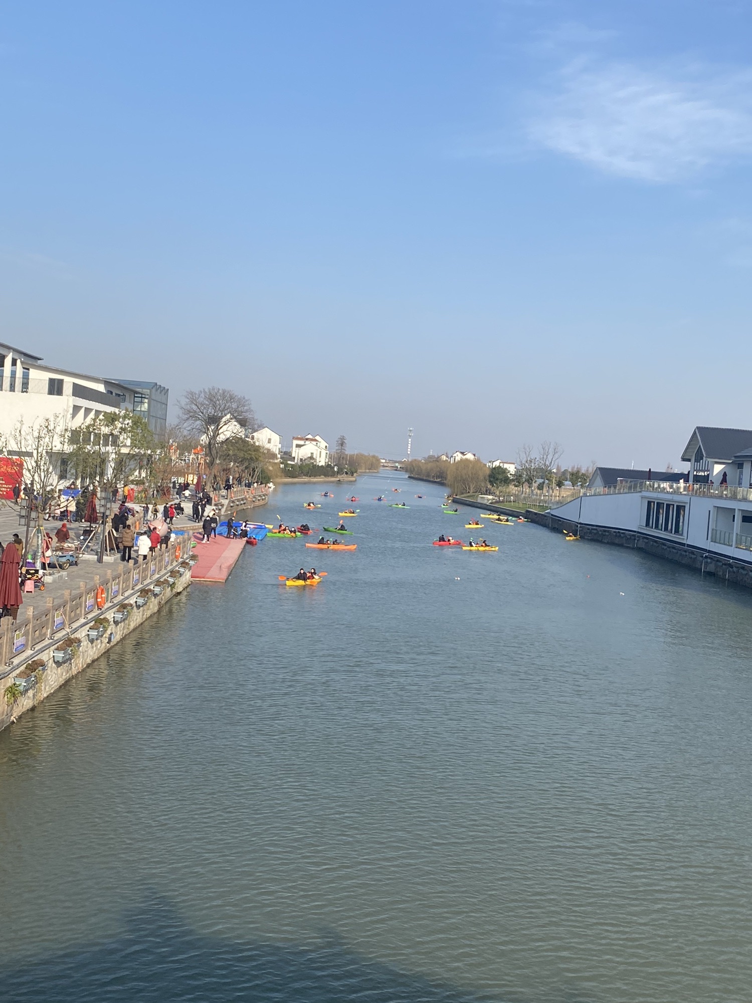赛艇小镇旅行图片 1